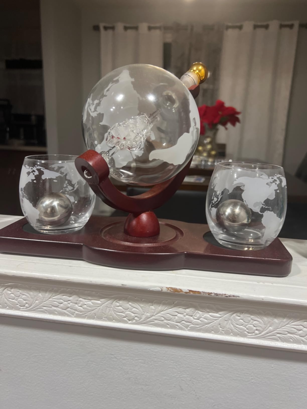PONPUR Gifts for Men Dad Fathers Day, Whiskey Decanter Globe Set with 2 Ball Stones & 2 Glasses, 850ml customer photo 1