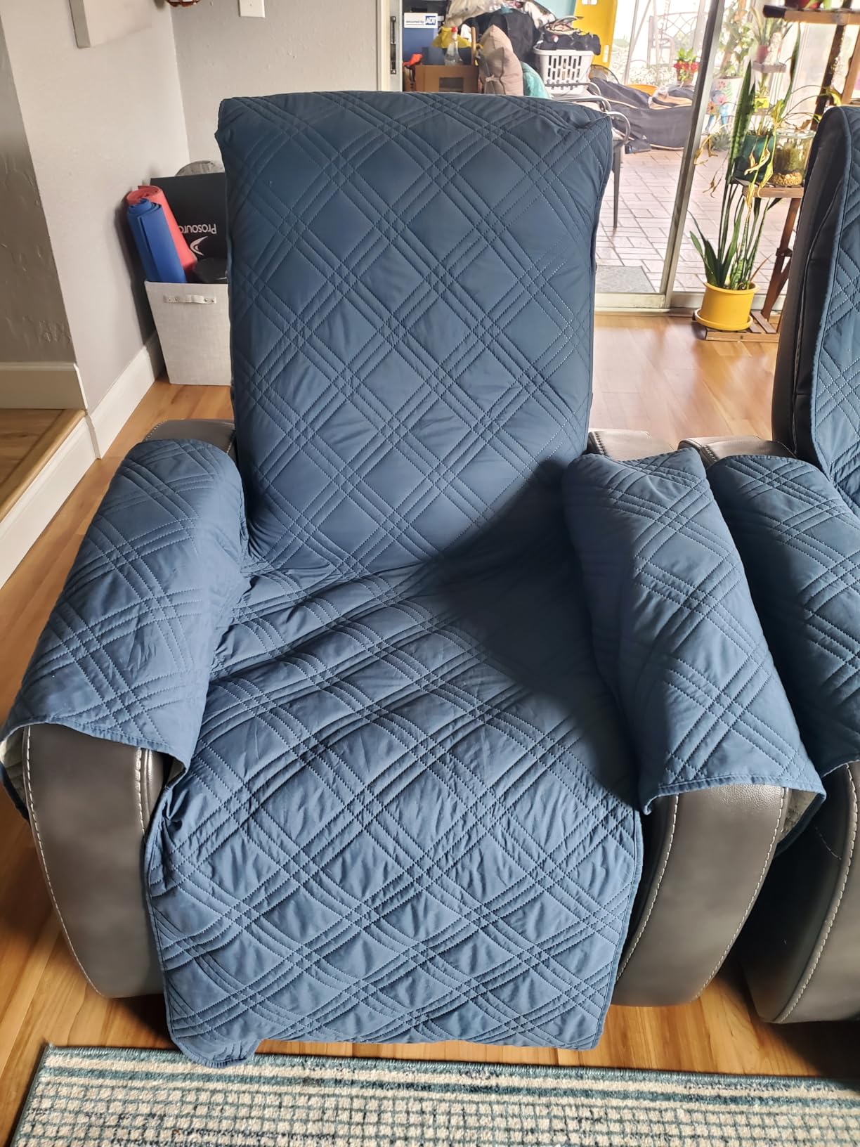 TAOCOCO 100% Waterproof Recliner Chair Cover, Non Slip Covers for Recliner Chair with Pocket, Washable Reclining Chair/Furniture Protector for Kids, Pets(23.6'', Chocolate) customer photo 1