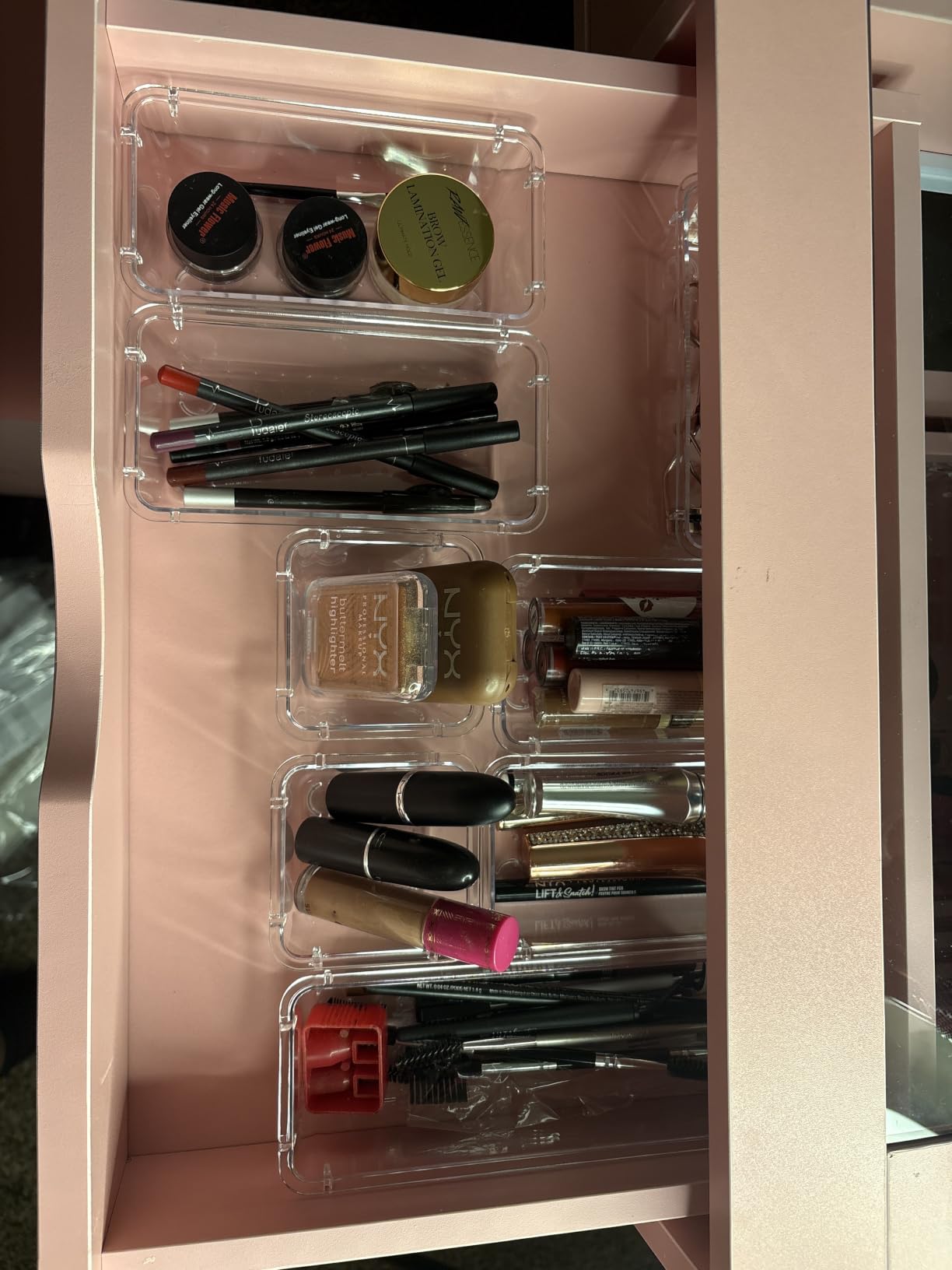 WOWBOX 25 PCS Clear Plastic Drawer Organizer Set, 4 Sizes Desk Drawer Divider Organizers and Storage Bins for Makeup, Jewelry, Gadgets for Kitchen, Bedroom, Bathroom, Office customer photo 2