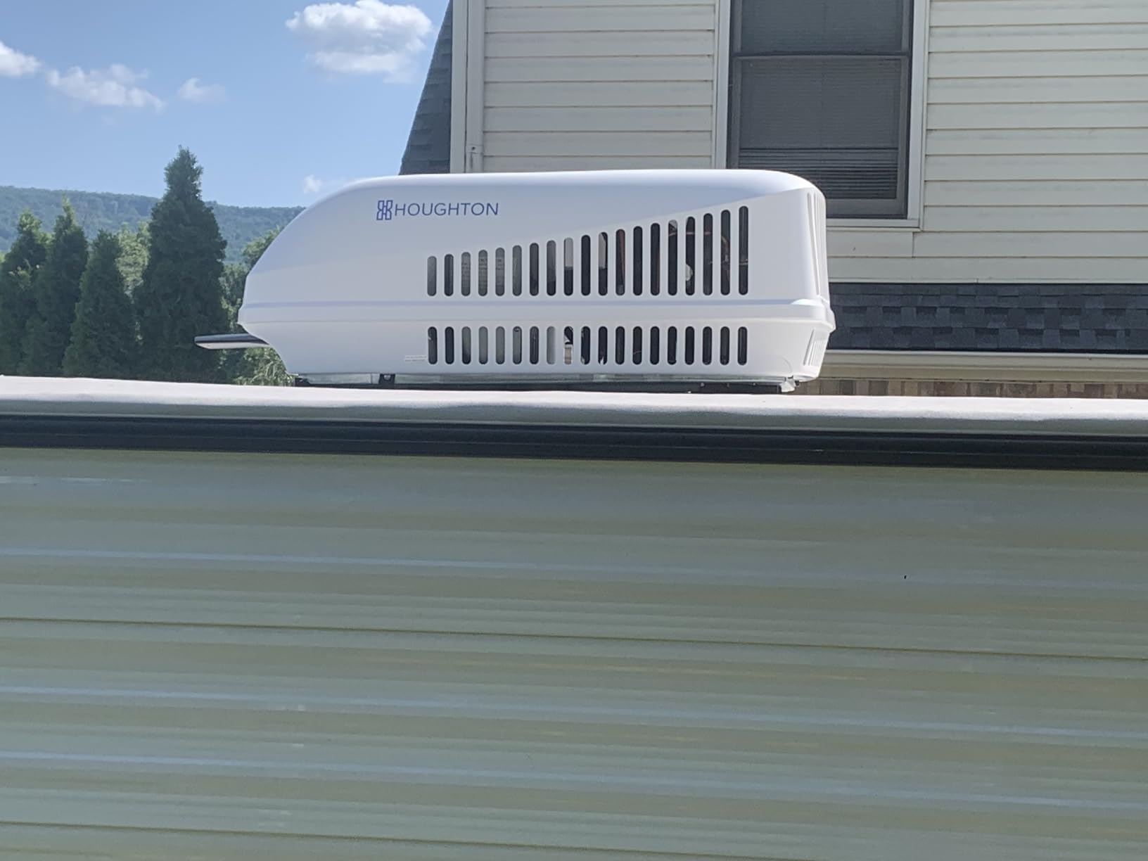 RecPro 13.5K Non-Ducted RV Air Conditioner, White, Cooling Only customer photo 1