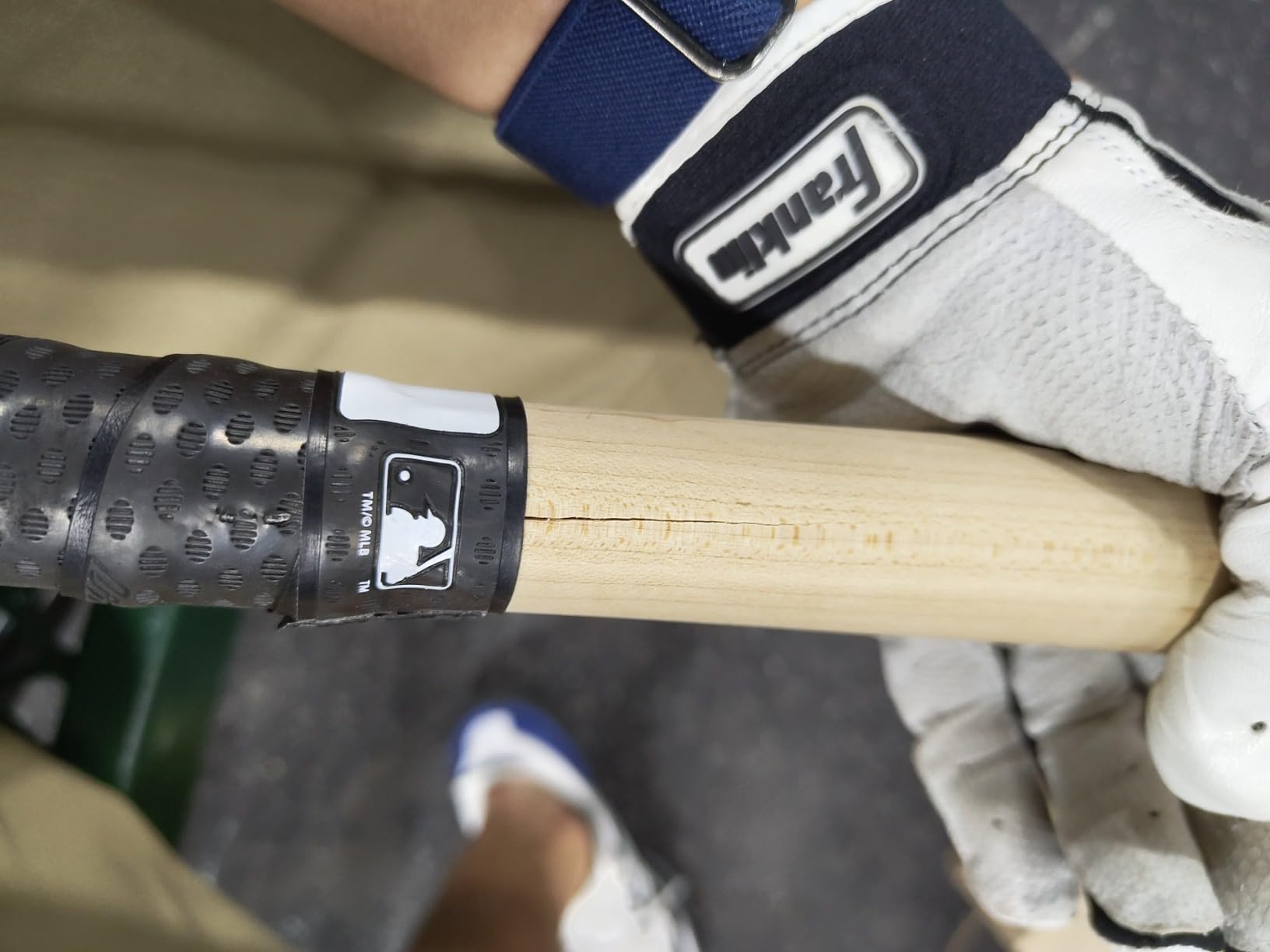 Louisville Slugger Genuine Mix Unfinished Clear Baseball Bat customer photo 2