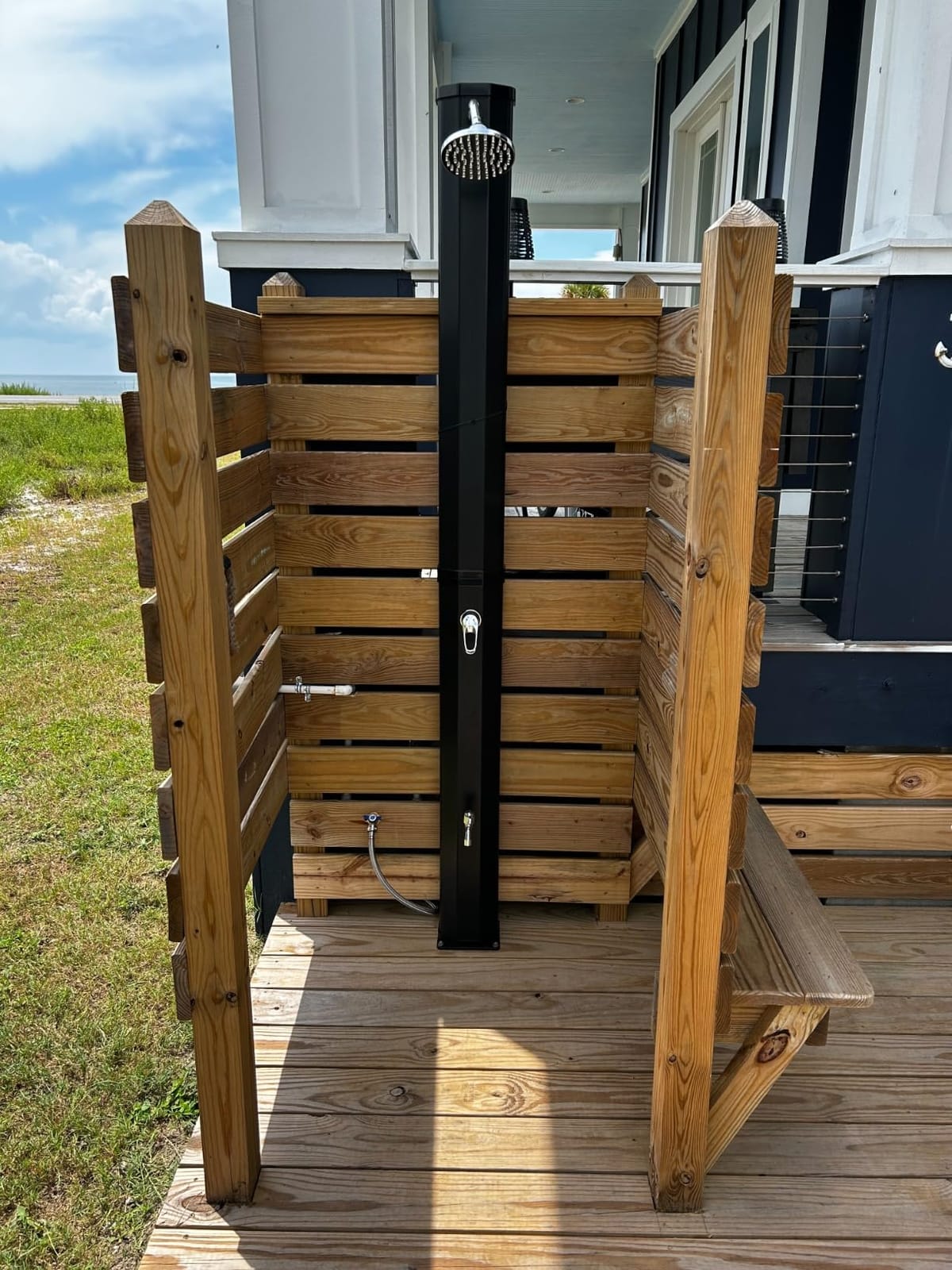 Giantex 7.2 FT 10 Gallon 2-Section Solar-Heated Outdoor Shower, Pool Shower W/Free-Rotating Shower Head, Foot Tap Spigot, Faucet, Temperature and Pressure Adjustment for Backyard, Garden, Beach Spa customer photo 1