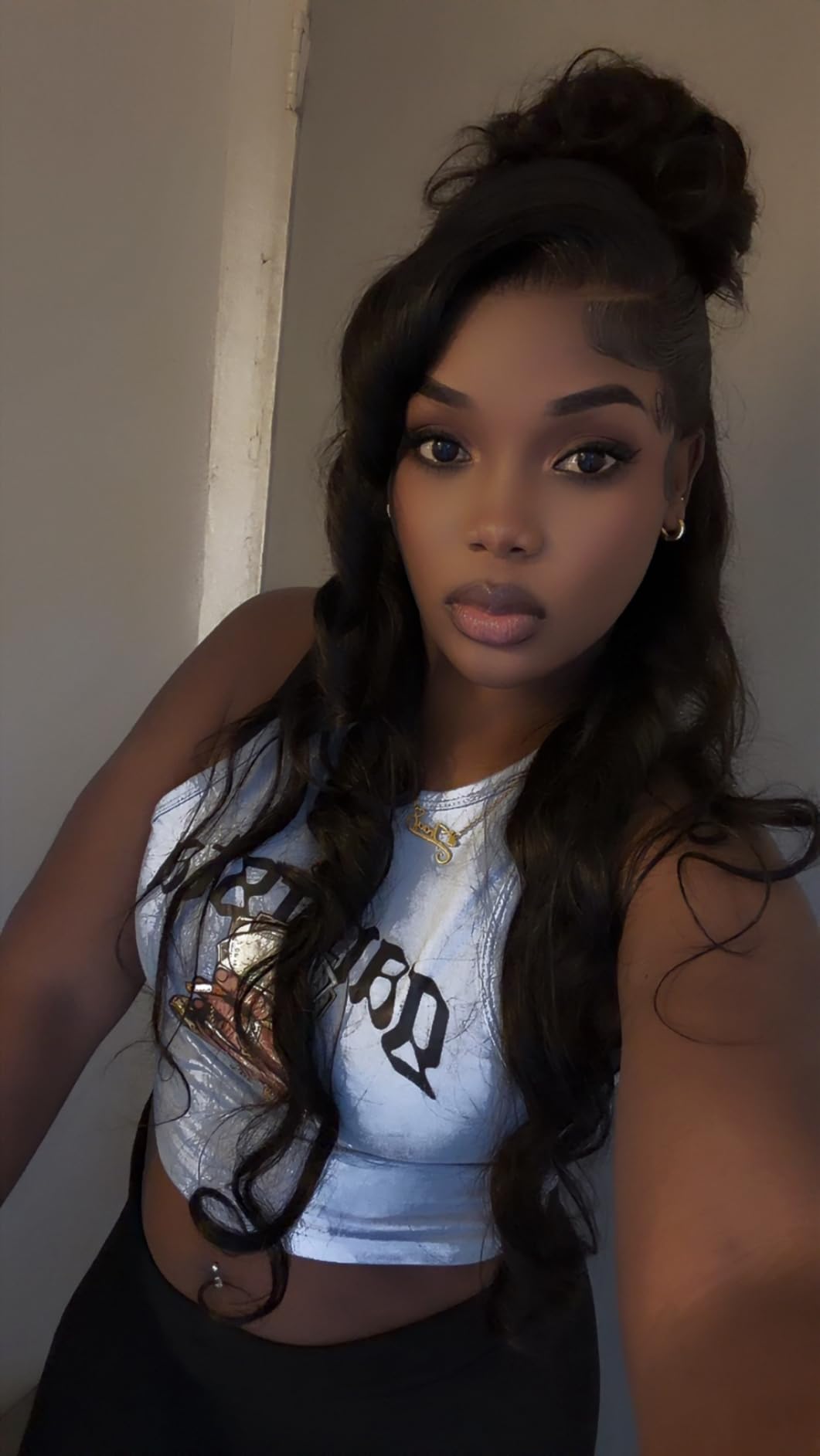 13x4 Body Wave Lace Front Wigs Human Hair Pre Plucked HD Transparent Lace Frontal Wig with Baby Hair 180% Density 9A Glueless Brazilian Virgin Human Hair Lace Front Wigs for Women Natural Black 22Inch customer photo 1