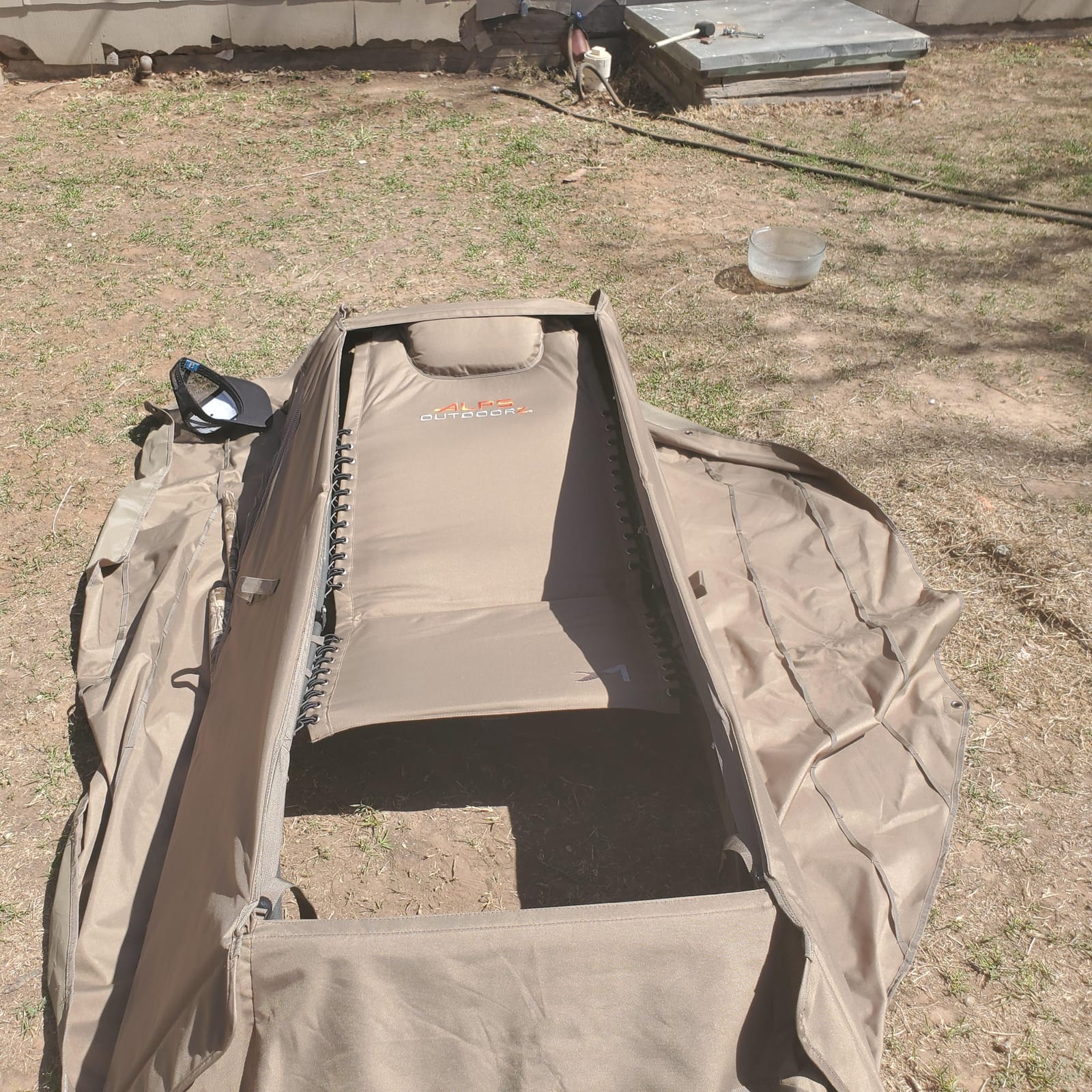 ALPS OutdoorZ Zero-Gravity Layout Blind - Advanced Hunting Blind, with Flared Fabric, Heavy-Duty Stakes, Padded Seat & Headrest, Gear Pockets, and Backpack Straps customer photo 1