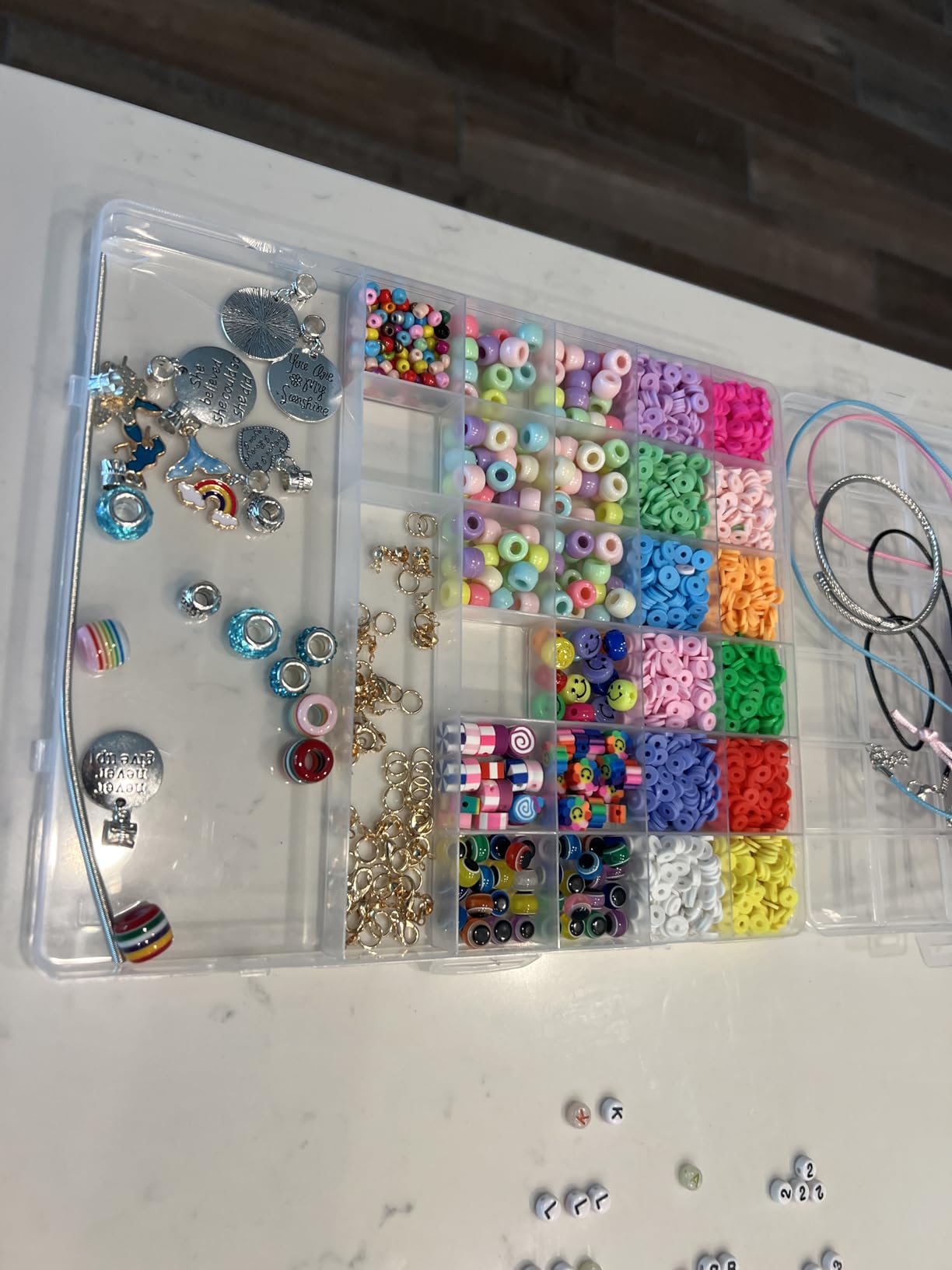 leitait Girls Toys Bracelet Making Kit -3400pcs Charm Jewelry Making Kit Supplies,Unicorn/Mermaid Crafts Birthday Christmas Gifts for Girls Ages 5 6 7 8 9 10 11 12 Years Old customer photo 2