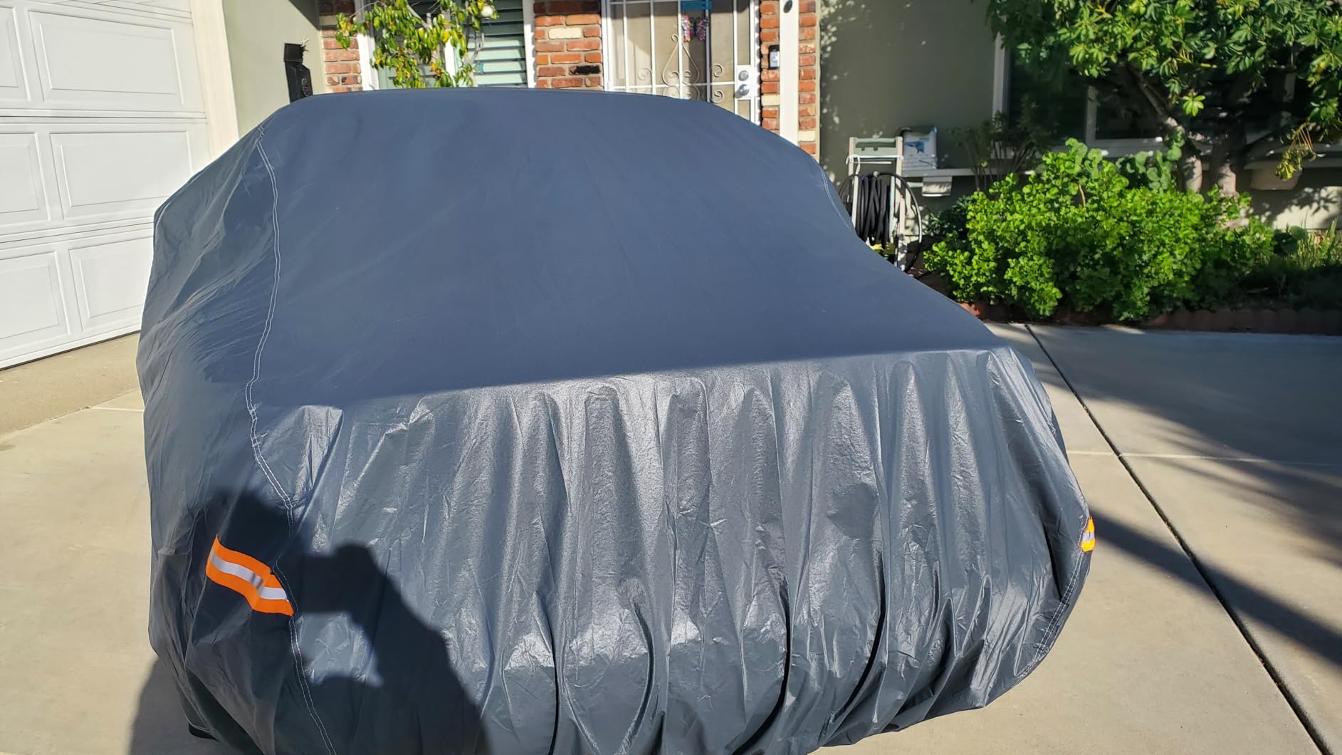 GUNHYI 16 Layers Car Cover Waterproof All Weather for Sedan Heavy Duty customer photo 1