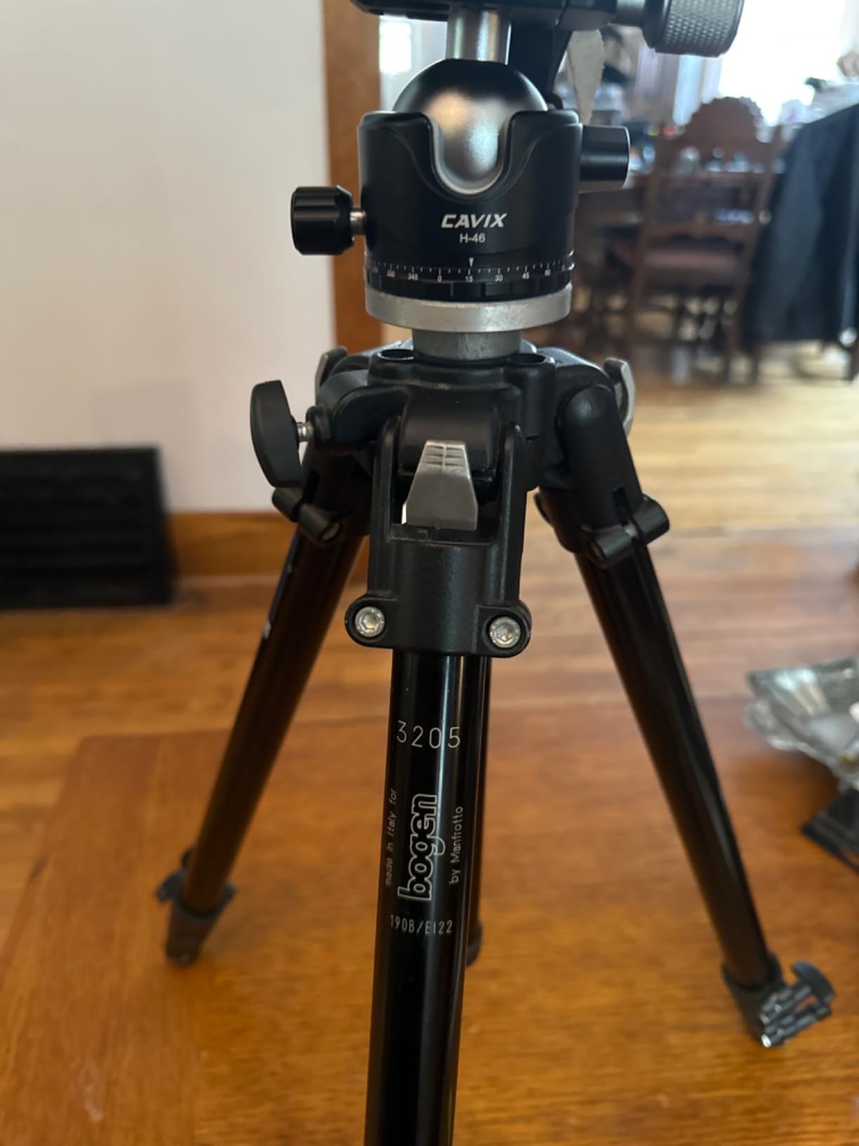 Tripod Ball Head, CAVIX H-46 Metal Ball Head Camera Tripod Head 44lbs/20kg Load with Arca Swiss Quick Release Plate for Tripod, Monopod, DSLR, Camera customer photo 1