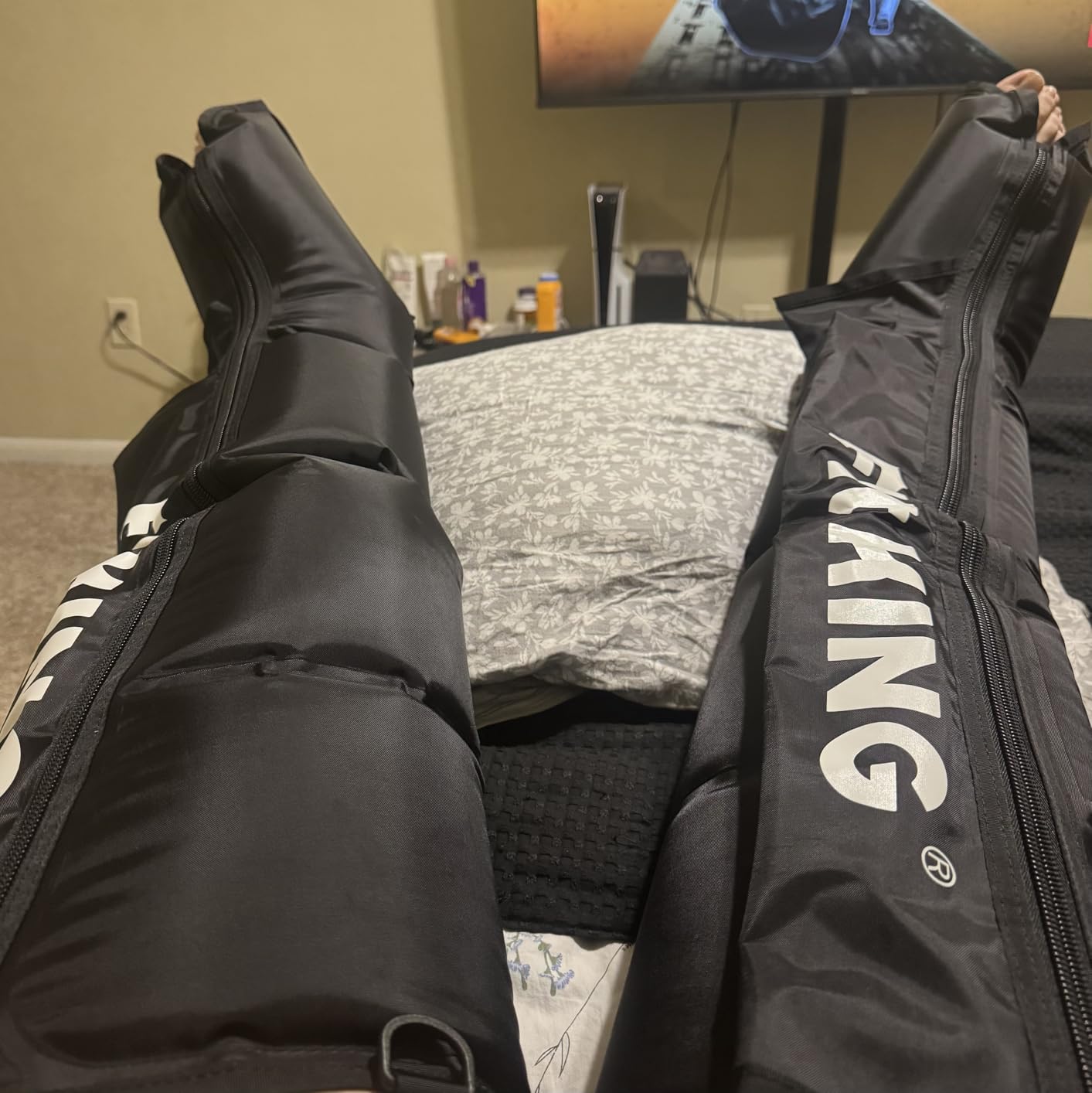 FIT KING Air Compression Recovery System, Full Leg Massager Boots (Medium) | Sequential Compression Device for Fast Recovery, Enhance Performance for Athletes, FSA-HSA customer photo 1