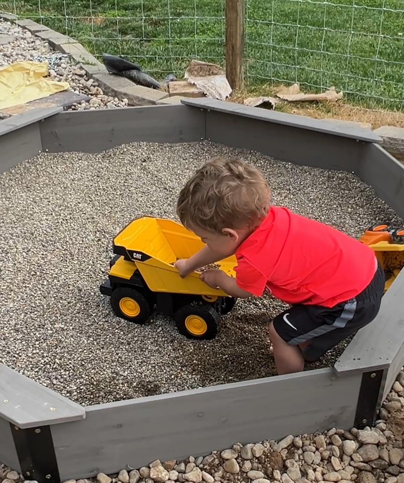 85''x78''x9'' Wooden Octagon Sandbox with Cover, Large Sandpit for Kids Outdoor Patio Backyard Play, Easy & Quick Assemble customer photo 1