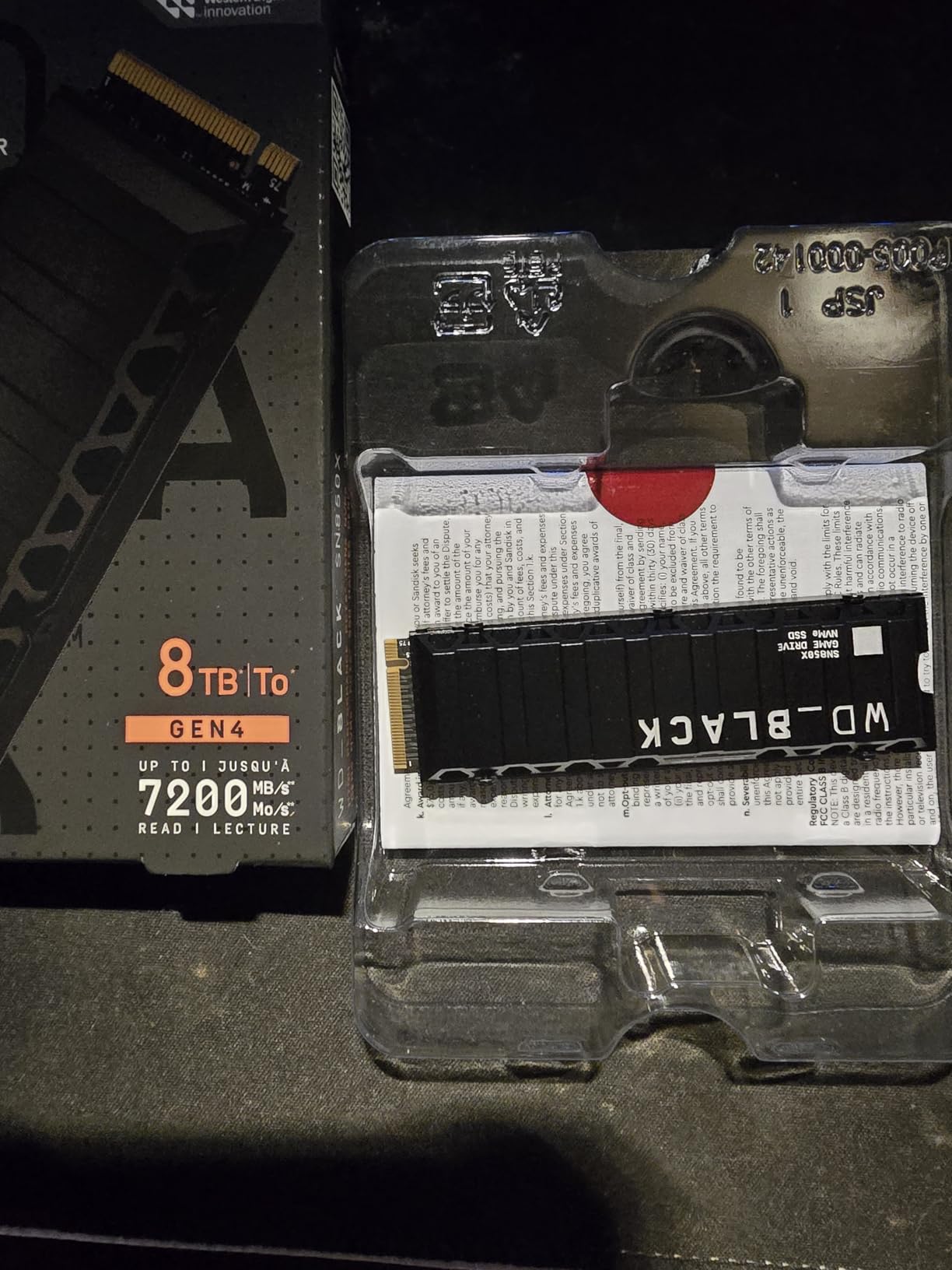 WD_BLACK SN850X 2TB NVMe SSD with Heatsink - M.2 2280, Up to 7,300 MB/s Read speeds, Up to 6,300 MB/s write speeds, Gaming Expansion, High Performance Internal Solid State Drive - WDS200T2XHE customer photo 2