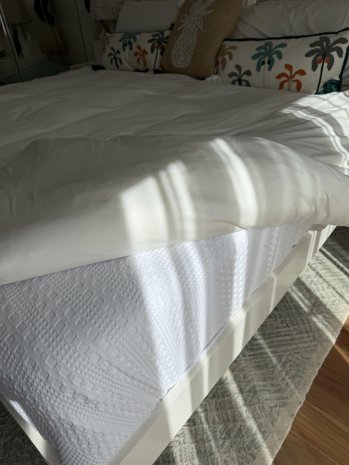California Design Den Luxury Duvet Cover Set Queen, Striped White | Soft 400 Thread Count 100% Cotton Sateen Backed by GH Seal, Duvet Cover & Pillow Sham 3 Pc Set, Button Closure & Corner Ties customer photo 2