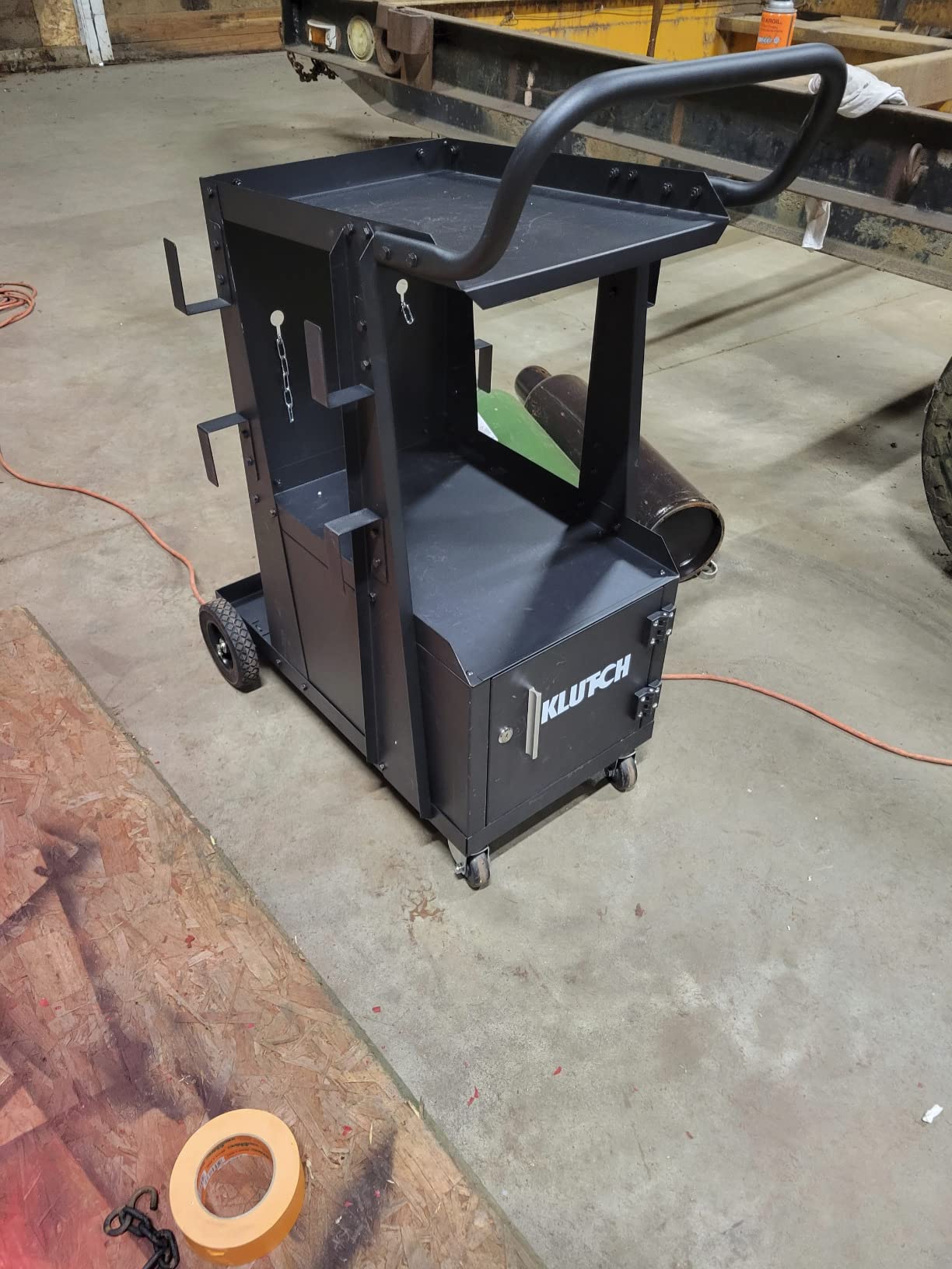 Klutch 2-Tier Welding Cart with Locking Cabinet, 31 in. L x 19 in. W x 38-1/4 in. H, 100 Lb Capacity, Gas Cylinder Rack, Cable Wraps, Swivel Casters, for MIG, TIG, Stick and Plasma Cutter customer photo 2