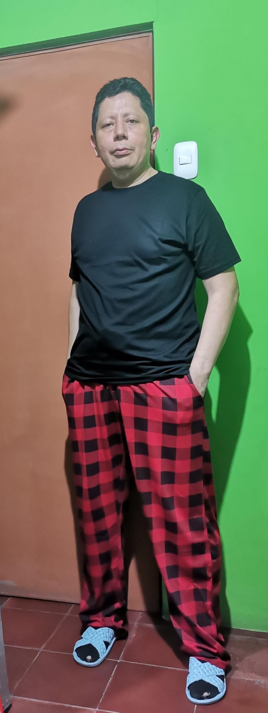 SLEEPHERO Men's Pajama Set 2 Piece PJ with Crew Neck Tee and Pants customer photo 1
