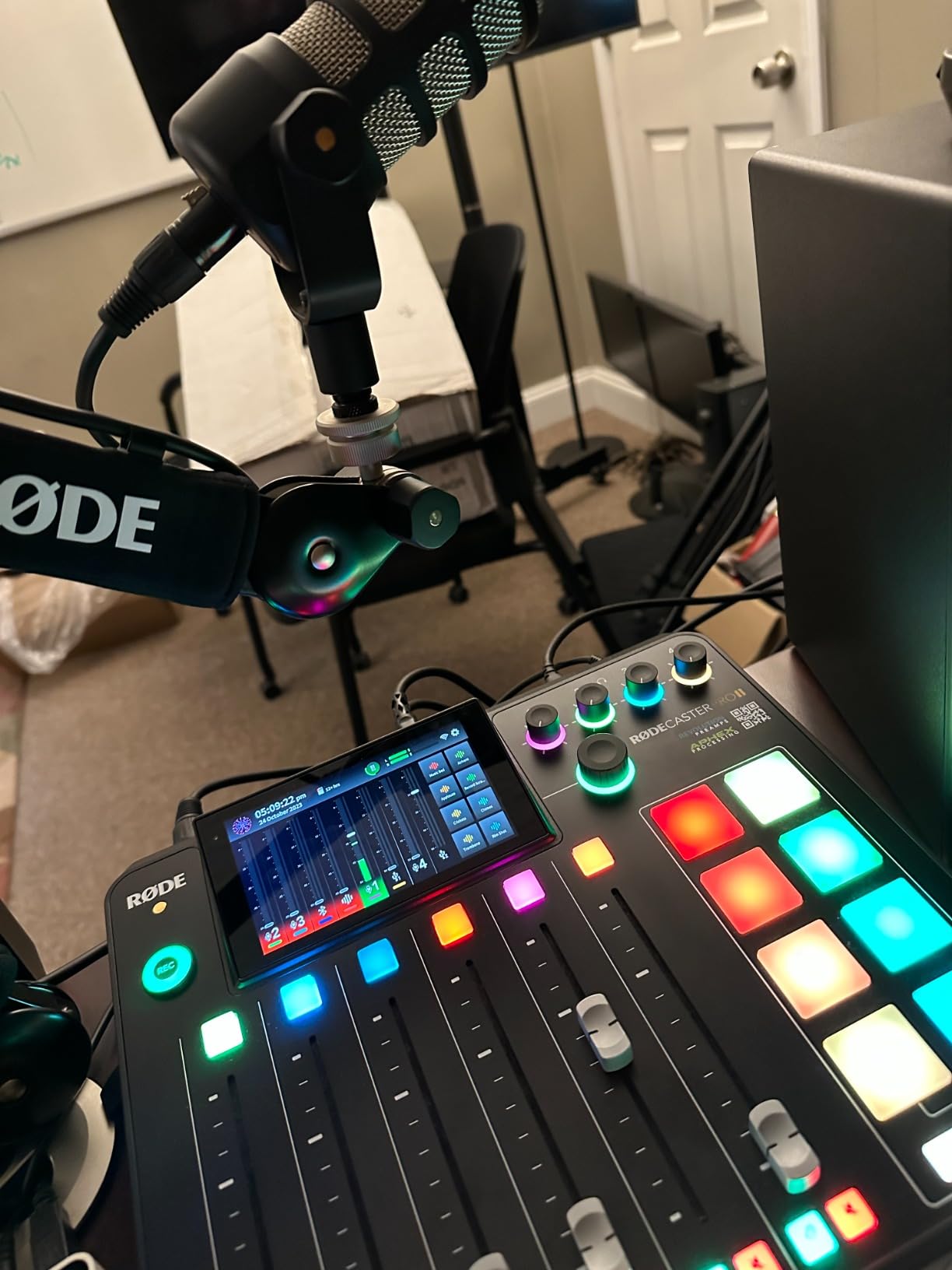 Rode RODECaster Pro II Bundle with 4x Zoom ZDM-1 Podcast Mic Packs - 9-Channel Console with Revolution Preamps and APHEX DSP for Podcasting, Streaming, Broadcasting, Voice Over customer photo 1