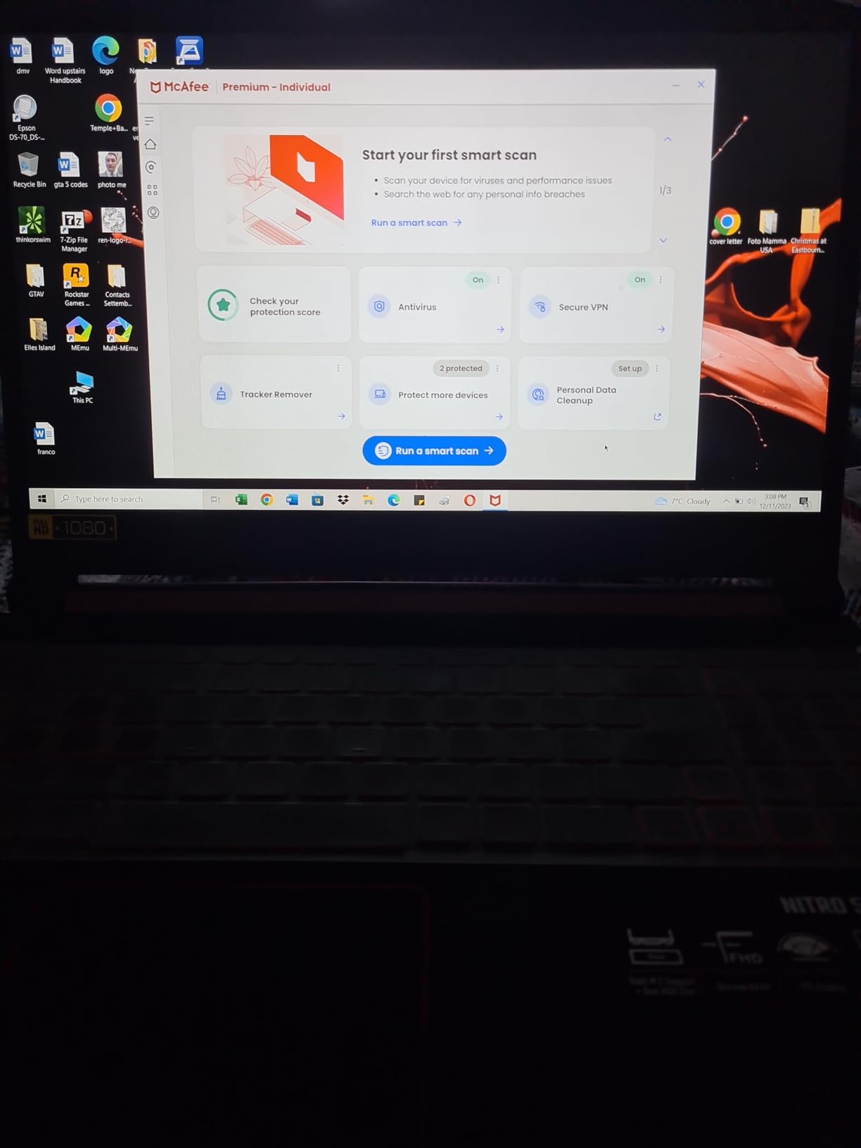 McAfee+ Premium 2026 Antivirus Software, Unlimited Devices | Auto-Renews | 1-year subscription includes VPN, scam protection, identity monitoring, Personal Data Cleanup and password manager customer photo 1