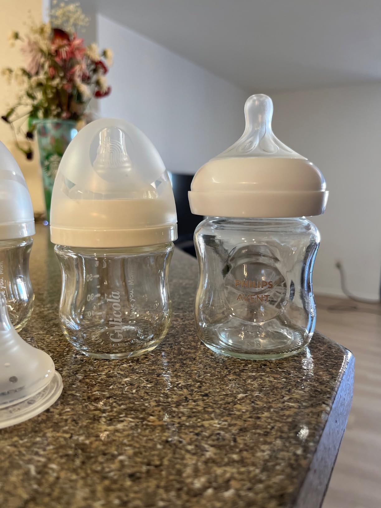 Gulicola Small Glass Baby Bottle for Newborn Breastfeeding Babies, Preemie & Extra Slow Flow Nipples (SS), Anti-Colic, Breast-Like, 0 Months+, 3 oz, 2 Pack - White customer photo 1