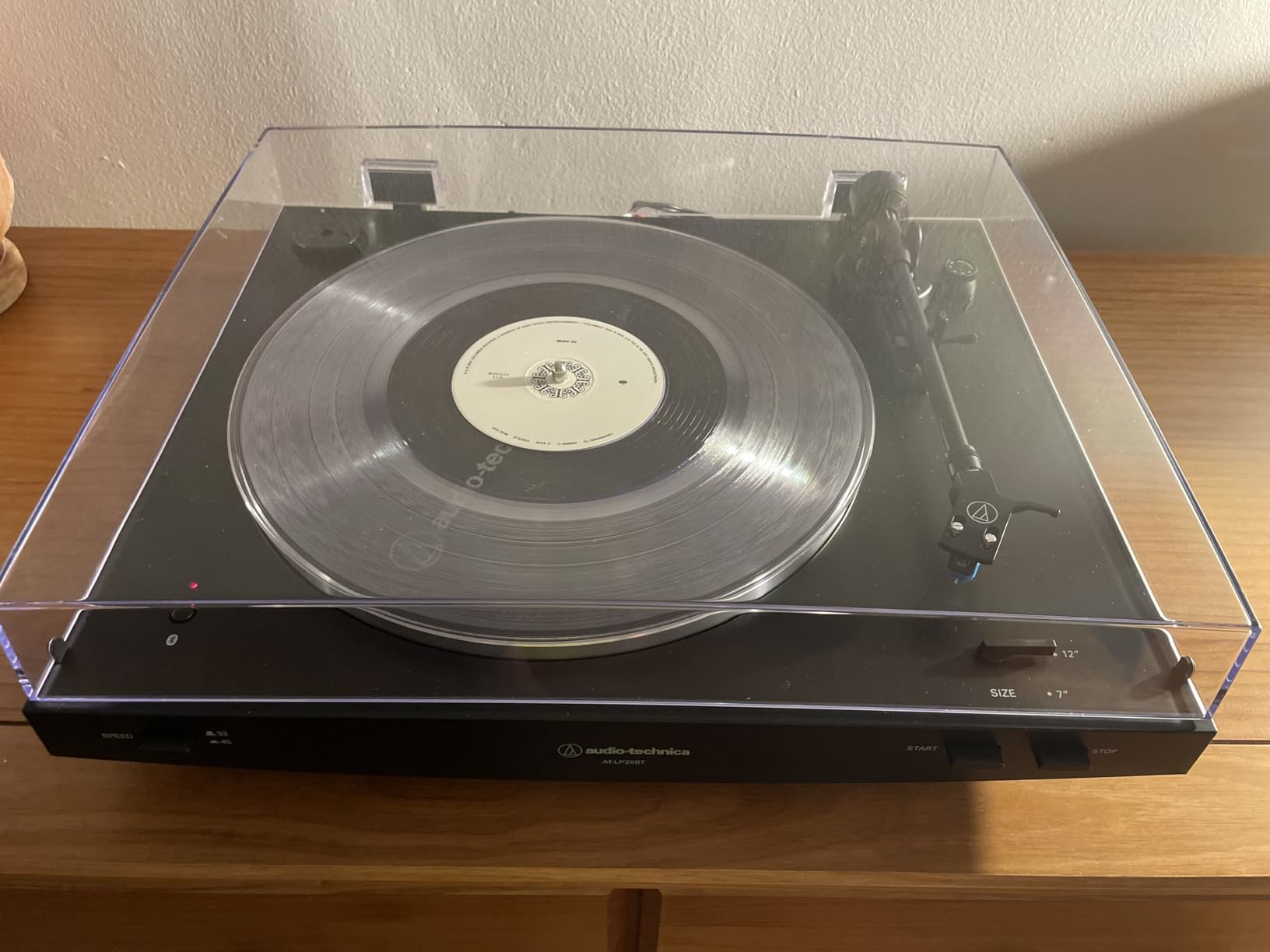 Audio-Technica AT-LP3XBT-BK Bluetooth Turntable Belt Drive Fully Automatic 33/45 (Black) customer photo 1