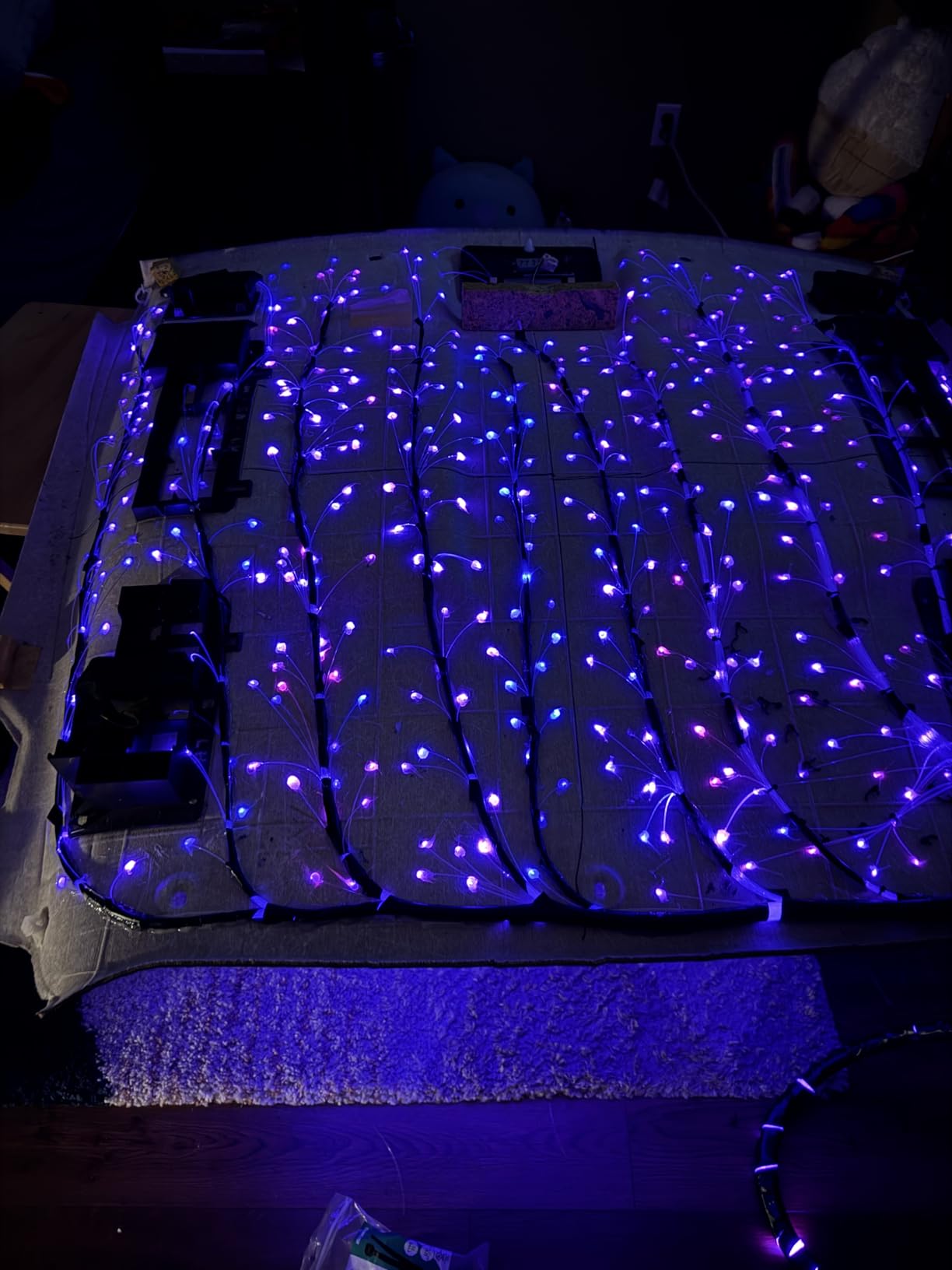 CHINLY Twinkle 650pcs 9.8ft 0.03in Starlight Headliner Fiber Optic Lights Kit, Music Mode Bluetooth APP Control Remote, RGBW Star Roof Lights for Star Headliner/Home Theater/Pool Ceiling customer photo 2
