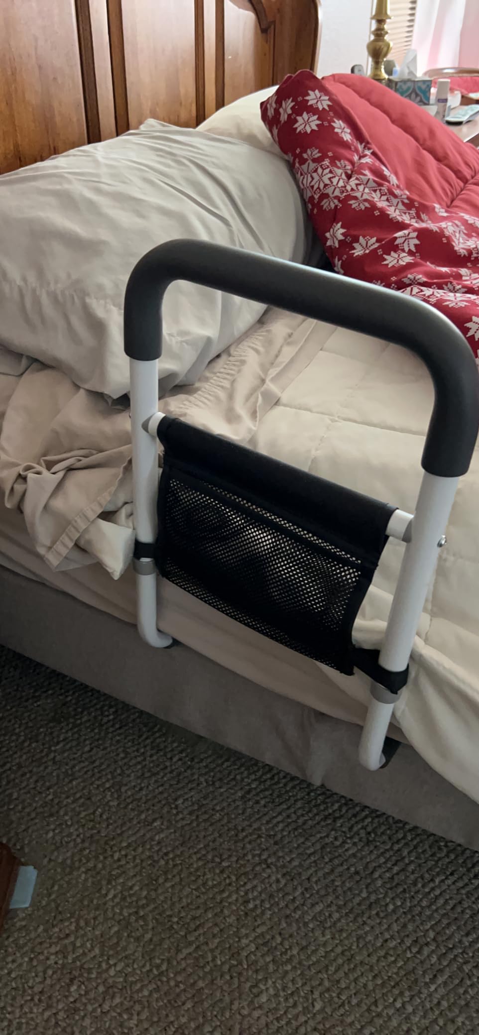 WeHwupe Bed Rails for Elderly Adults Safety, Bed Assist Rail for Seniors -2026 Upgrade - ASTM Compliant, Bedside Fall Prevent Grab Bar with Storage Pocket- Fits King Queen Full Twin Bed customer photo 1