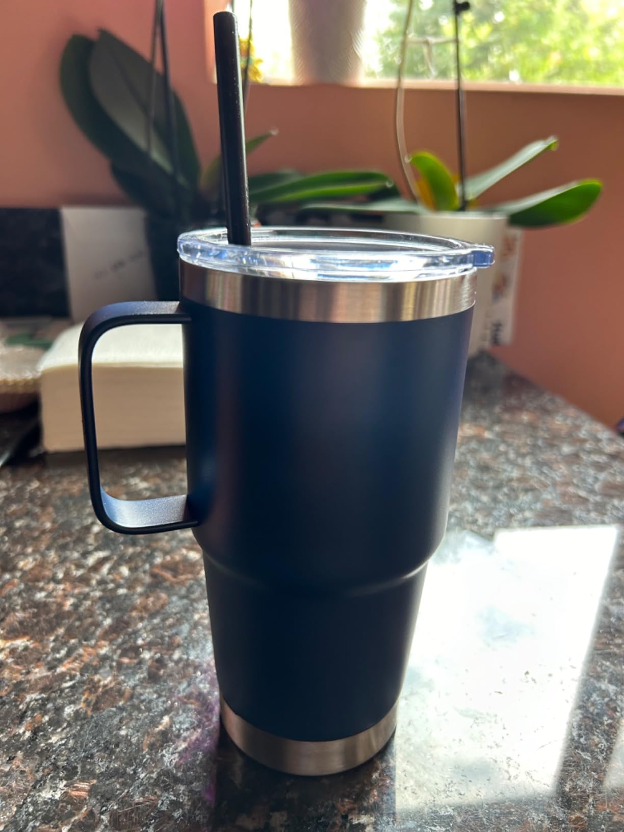 VEGOND 20 oz Insulated Travel Coffee Mugs Set of 6, Stainless Steel Coffee Tumblers with Handles Lids and Straws, Mint Green customer photo 2