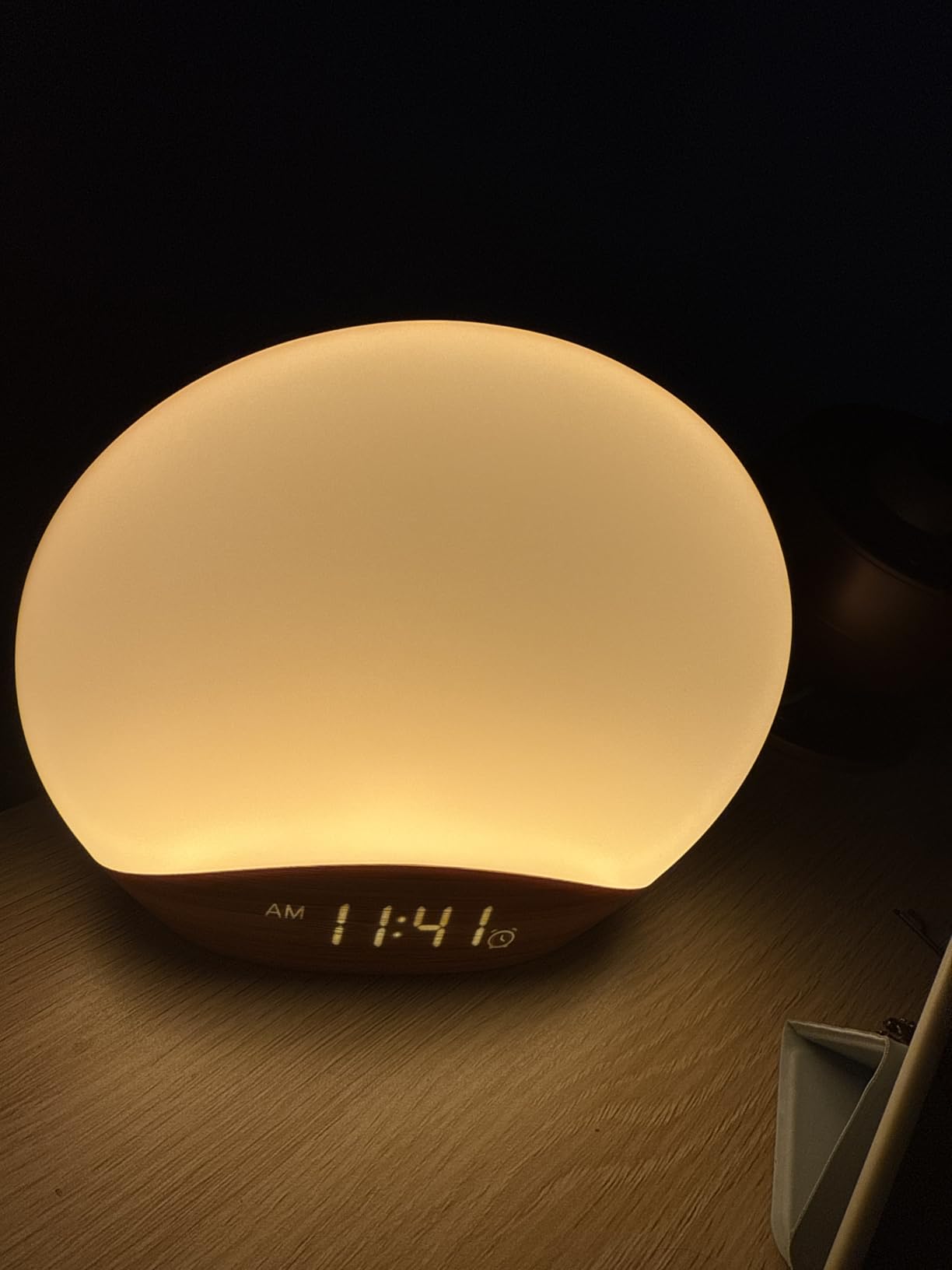 REACHER Sound Machine Sunrise Alarm Clock with Night Light, 26 Nature Inspired Sleep Sounds, 0-100% Dimmable Clock, Sunrise Lamp, Wake Up Light, Brown/Pink/White Noise Machine for Babys, Adults, Kids customer photo 2