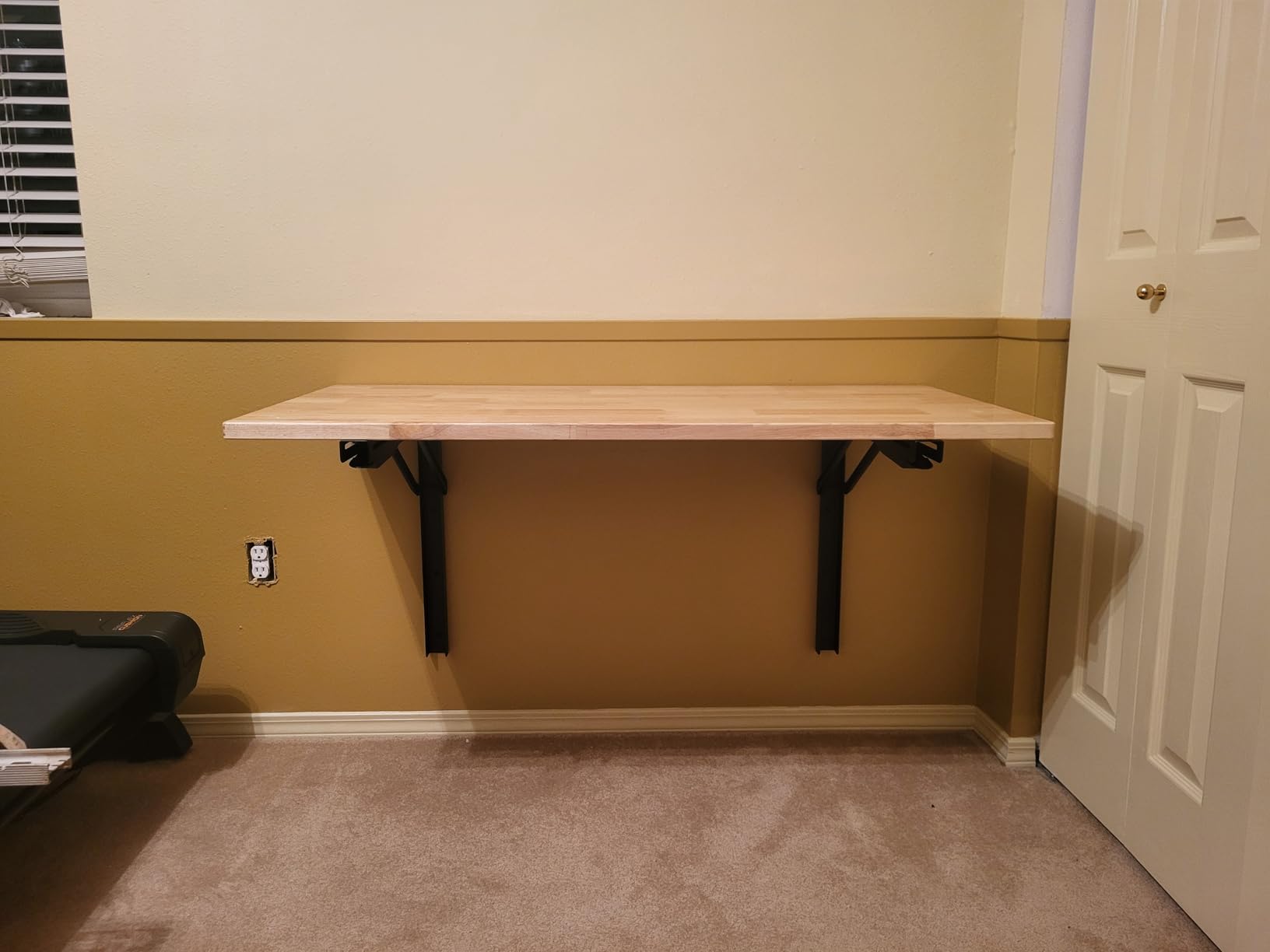 Wallmaster Wall Mounted Folding Workbench Heavy Duty Fold Down Table Utility Bench Solutions Laundry Shelf Wall Desk with Metal Shelf Bracket (47.24 x 19.68 x 24 Inch) customer photo 1
