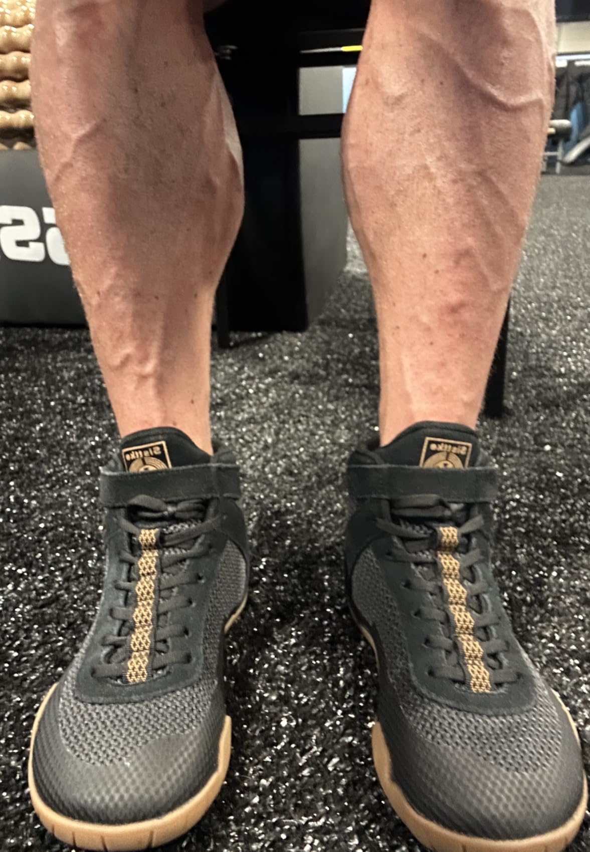 Sisttke Mens Wrestling Shoes Boxing Shoe Wide customer photo 1