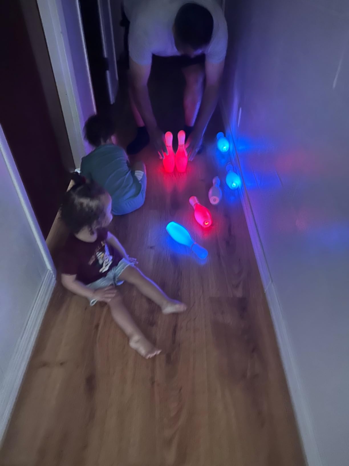 OceanWings Kids Light up Bowling Ball Toys Set,Bowling Pins Toy Game with 10 Pins & 2 Balls Fun Sports Games for Grandkids Kids Toddler Indoor & Outdoor Boys Girls Children 3 4 5 6 Years customer photo 2