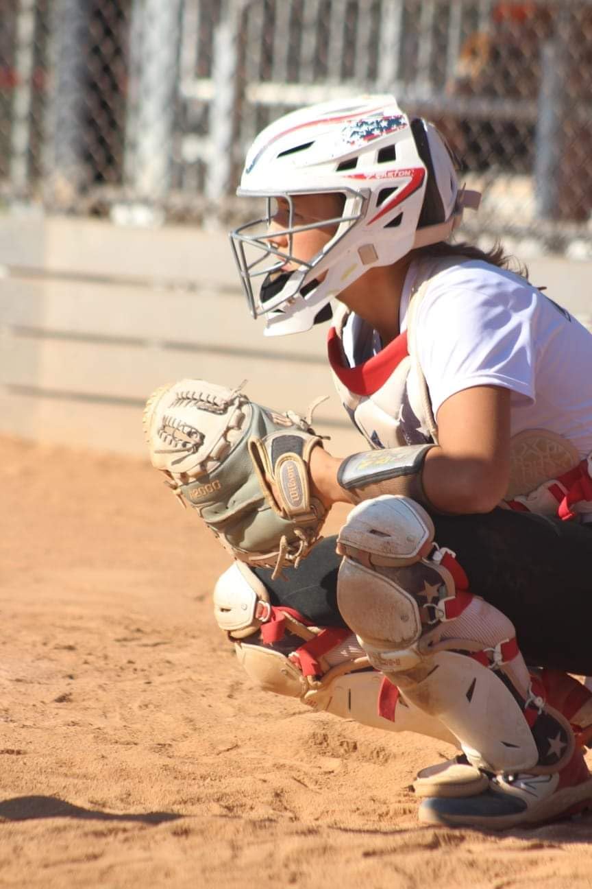Easton | JEN SCHRO The Very Best Fastpitch Softball Catcher's Equipment | Box Set | NOCSAE Certified | Multiple Sizes/Colors customer photo 1