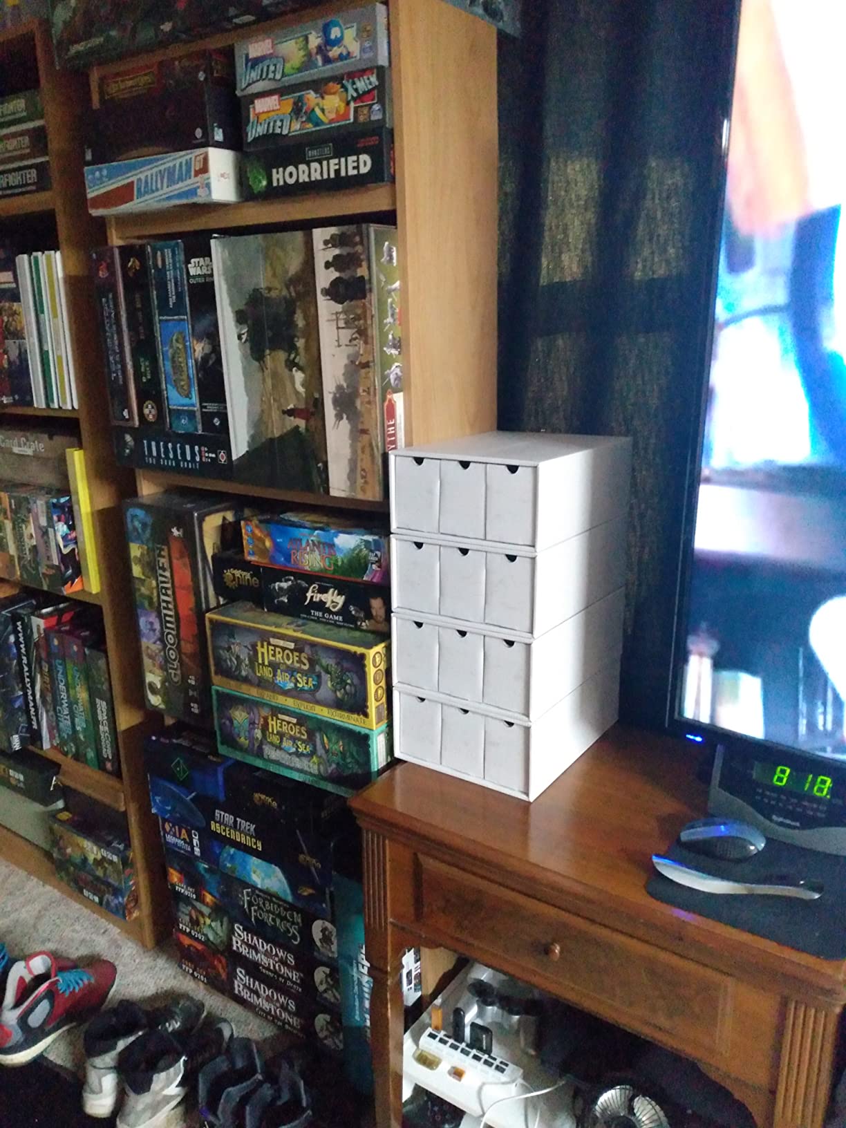 Trading Card Storage Box, Collector Cardboard Card Box with 50 Dividers for MTG TCG Magic Baseball Sports Cards Collection, 12 Drawers customer photo 1