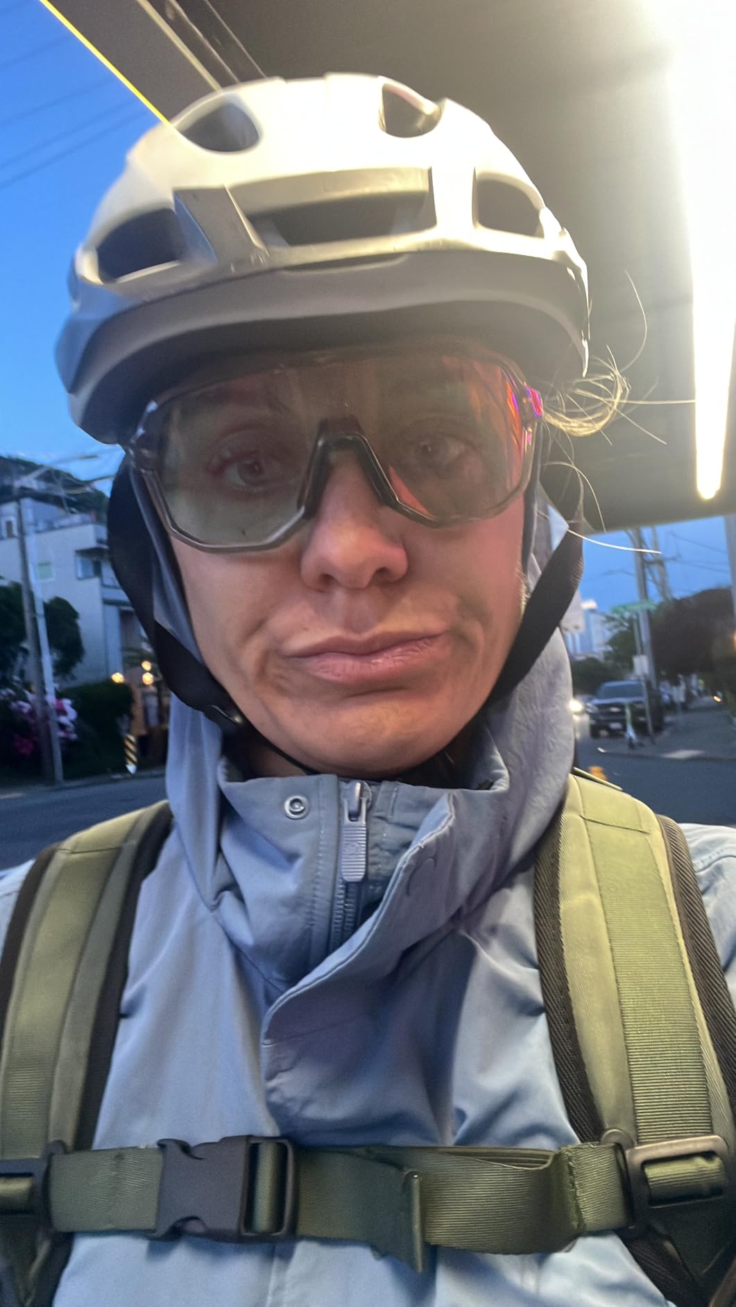 KAPVOE Photochromic Cycling Glasses for Men and Women K63 | TR90 frame, PC lens, vented design for cycling and running customer photo 1