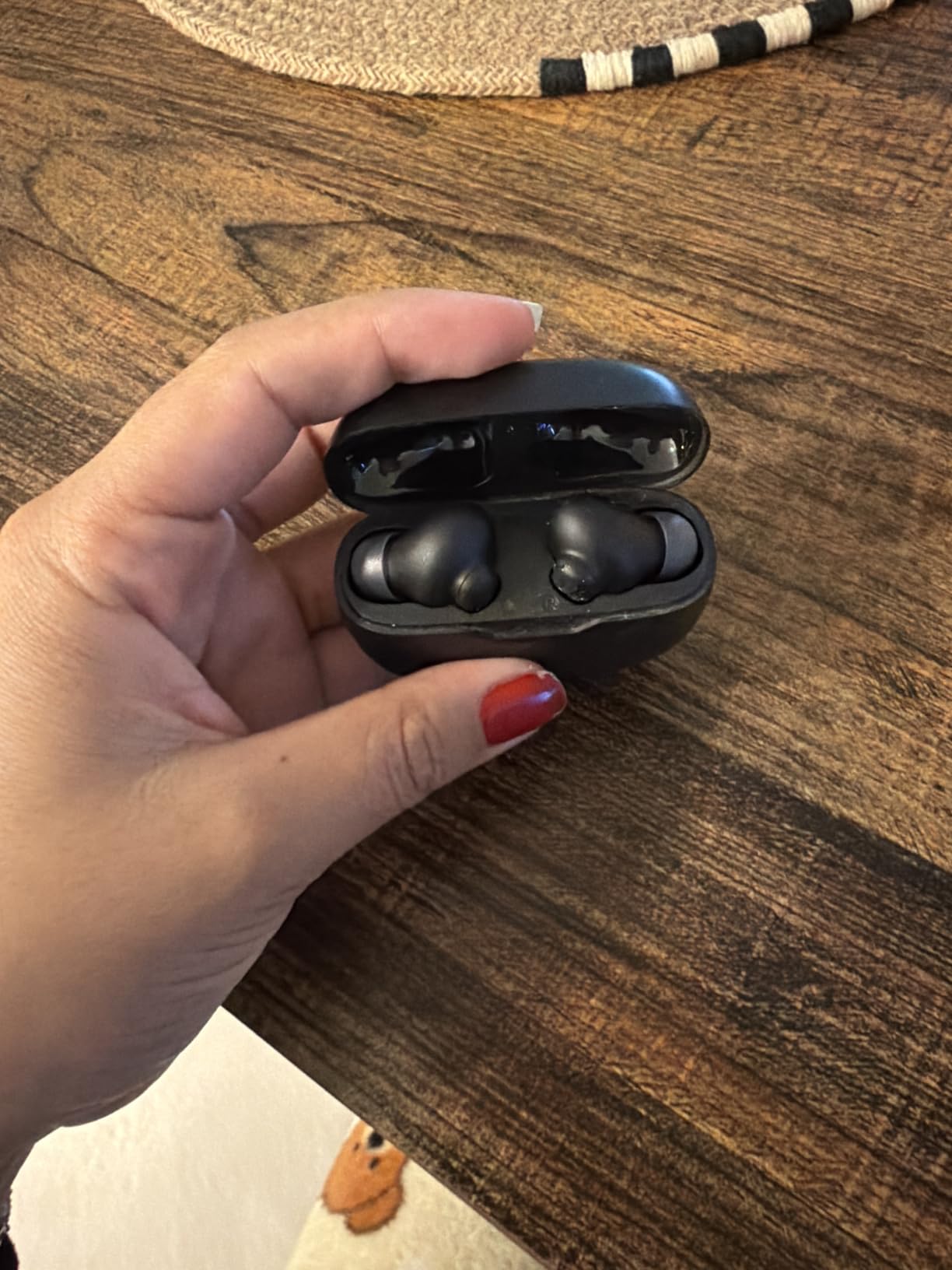 JBL Vibe Beam - True Wireless Earbuds - Black | JBL Deep Bass Sound, Comfortable fit, Up to 32h (8h + 24h) total hours of battery life with speed charging customer photo 2