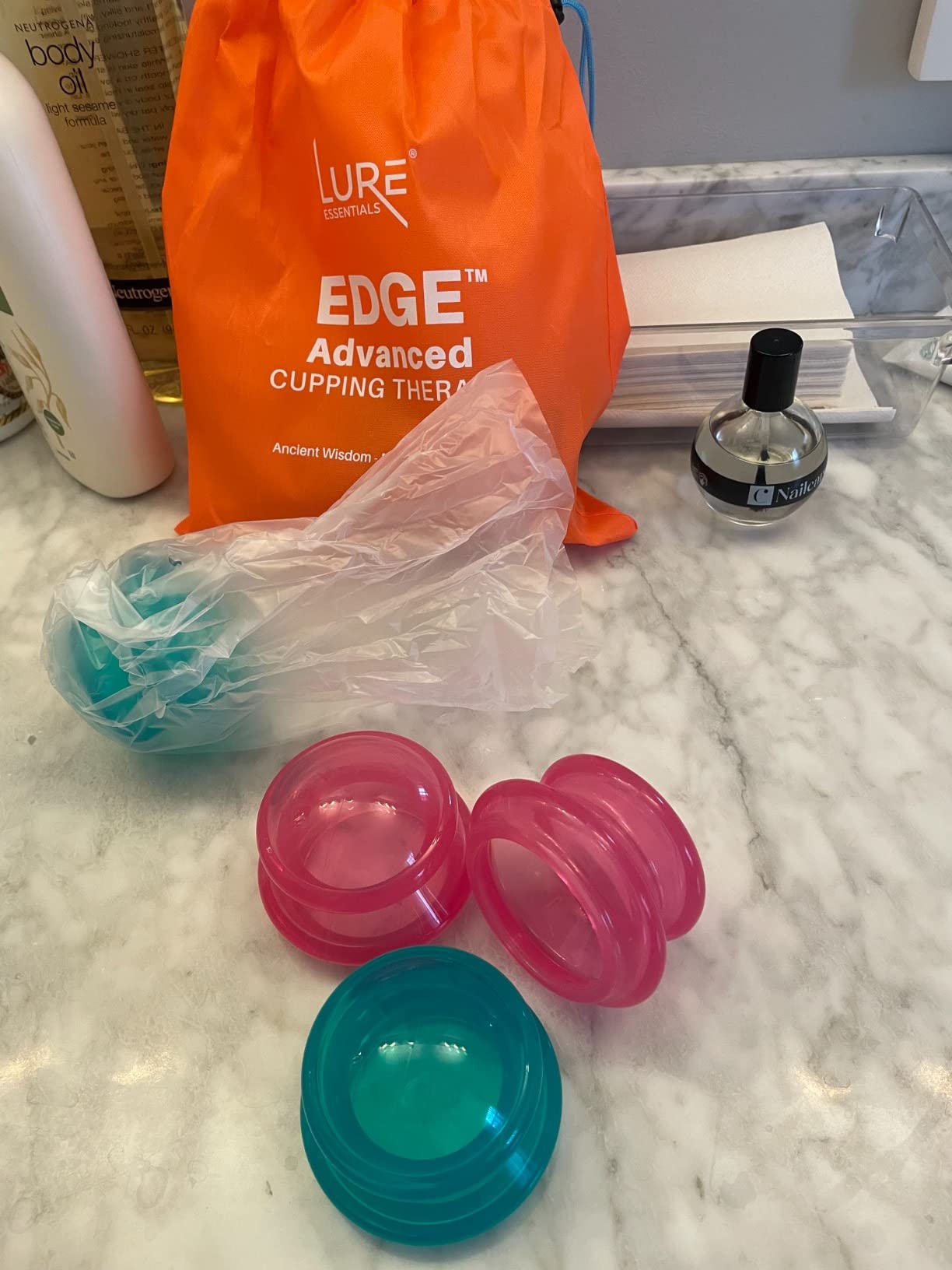 Silicone Cupping Set, Cupping Kit for Massage Therapy and Cellulite, 8 Cups | Professional Massage Cupping Cups, Myofascial Release, Body Sculpt Cup, Cellulite Reduction Suction Cups for Body and Back customer photo 1