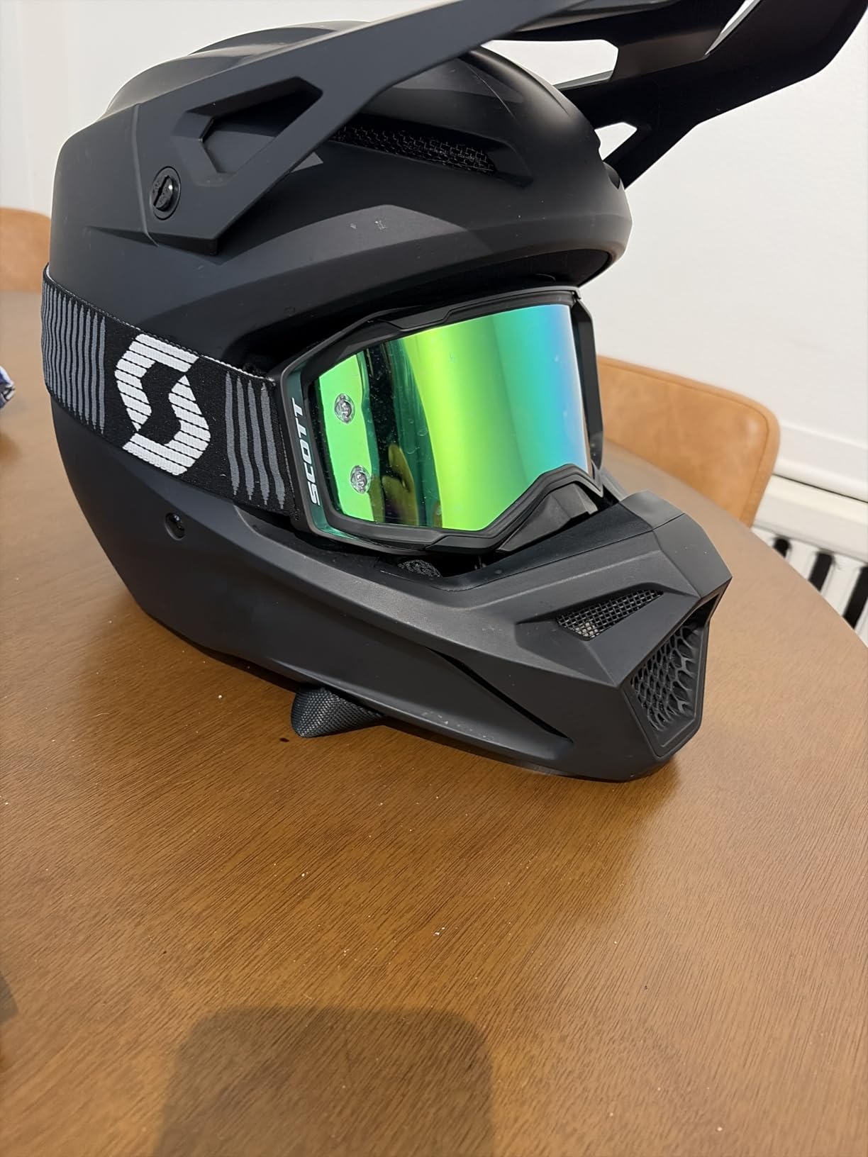 Fox Racing Unisex V1 Motocross Dirt Bike Helmet customer photo 2