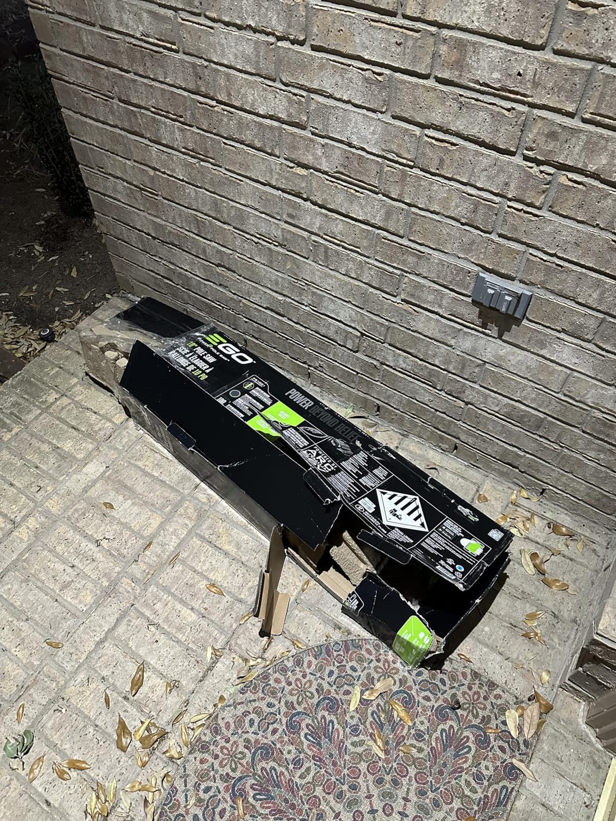 EGO Power+ Pole Saw for Tree Trimming, Cordless Electric Pole Saw with Telescopic LED Cut Line Indicator, Includes 56V 2.5Ah Battery and Charger - PS1001 customer photo 2