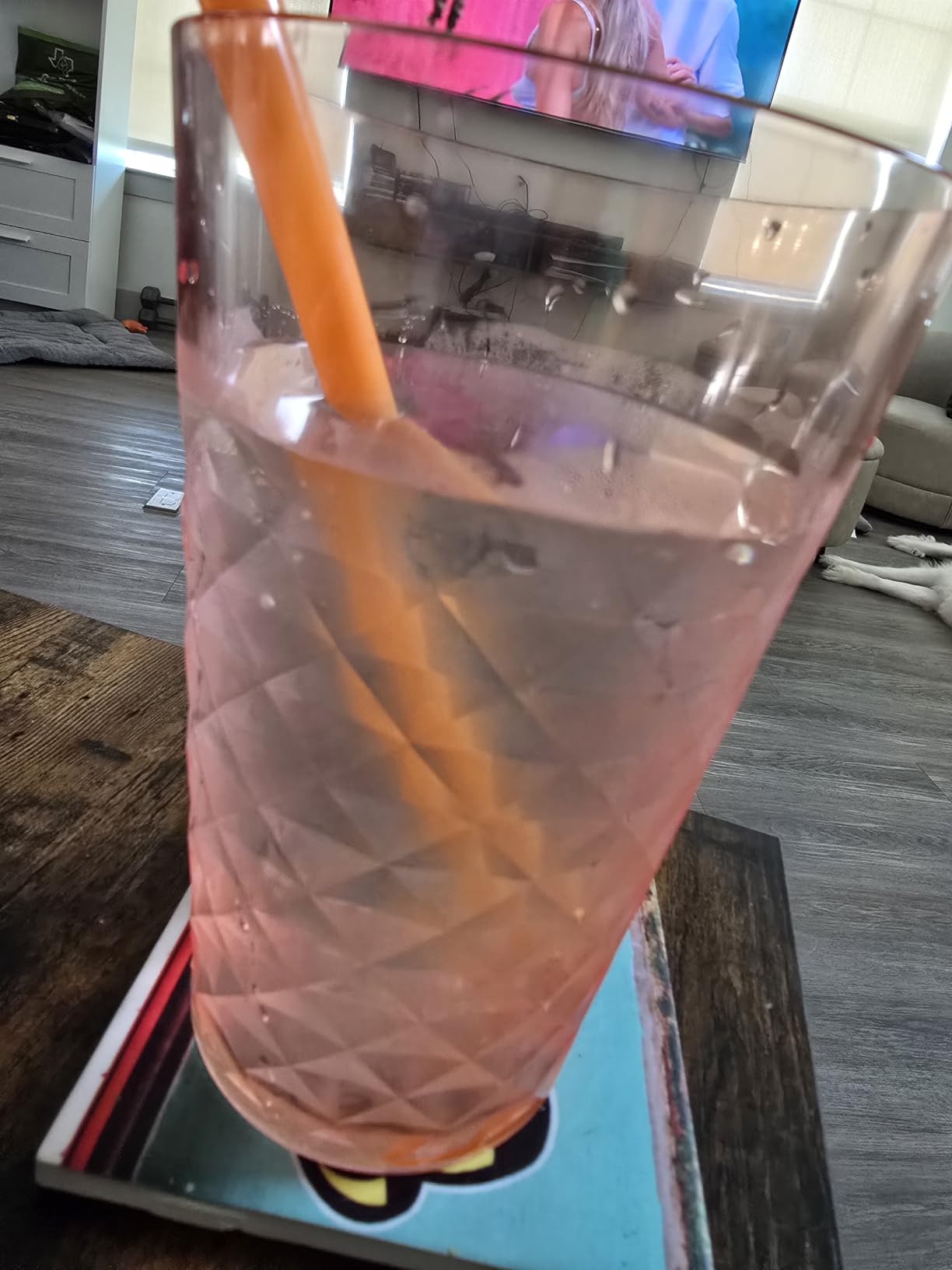 SCANDINOVIA - 32 oz Unbreakable Premium Iced Tea Drinking Glasses Tumbler (Set of 6) - BPA Free Super Grade Acrylic Plastic Cups - Dishwasher Safe, Juice - Diamond Design customer photo 1