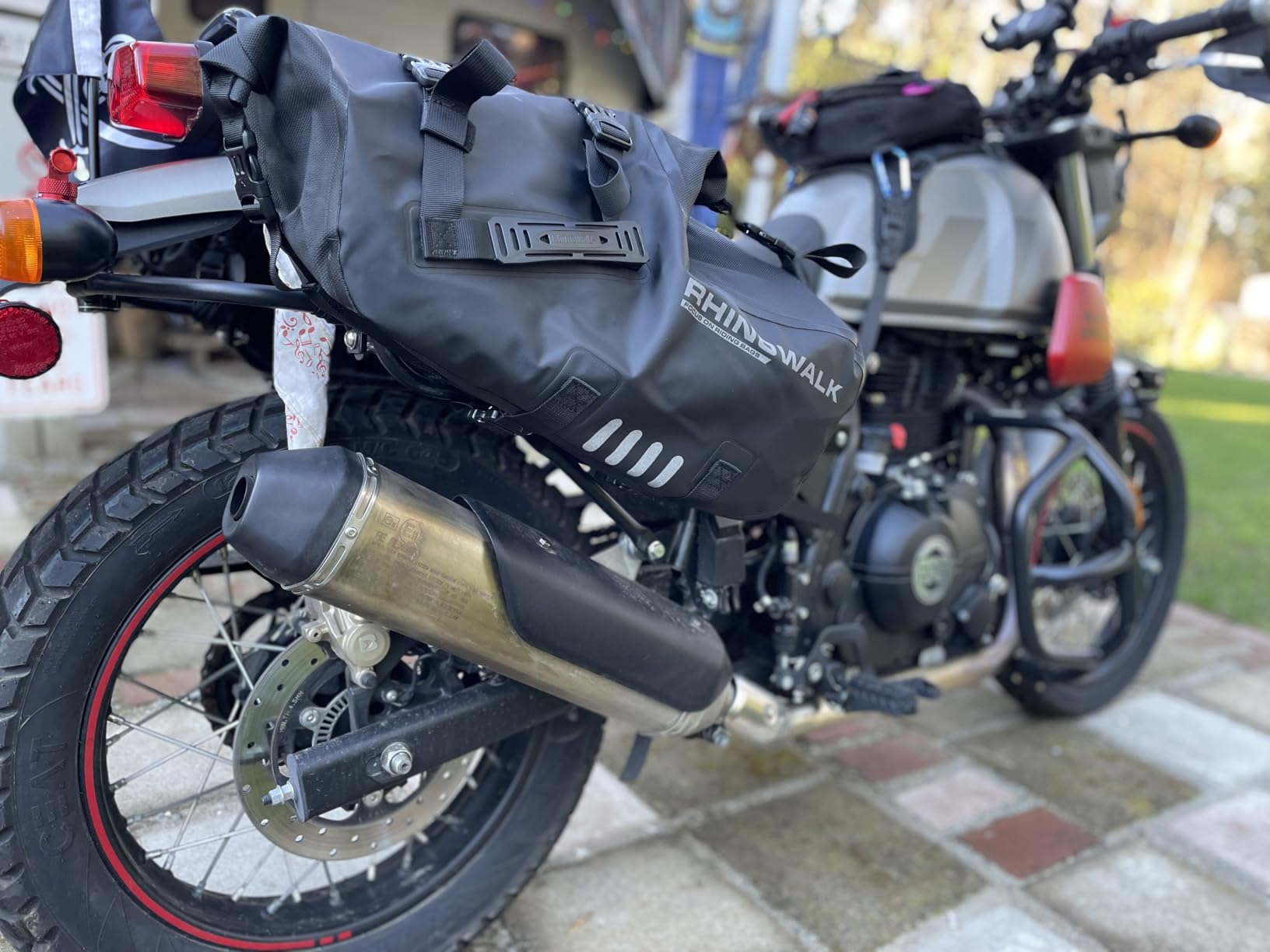 Rhinowalk Motorcycle Saddle Bags Waterproof Anti-Vibration Motor Side Bags Shoulder Bag Motorbike Panniers 48L(24L*2) for most Adventure and Sport Motorcycle Racks, 1 Pair customer photo 1