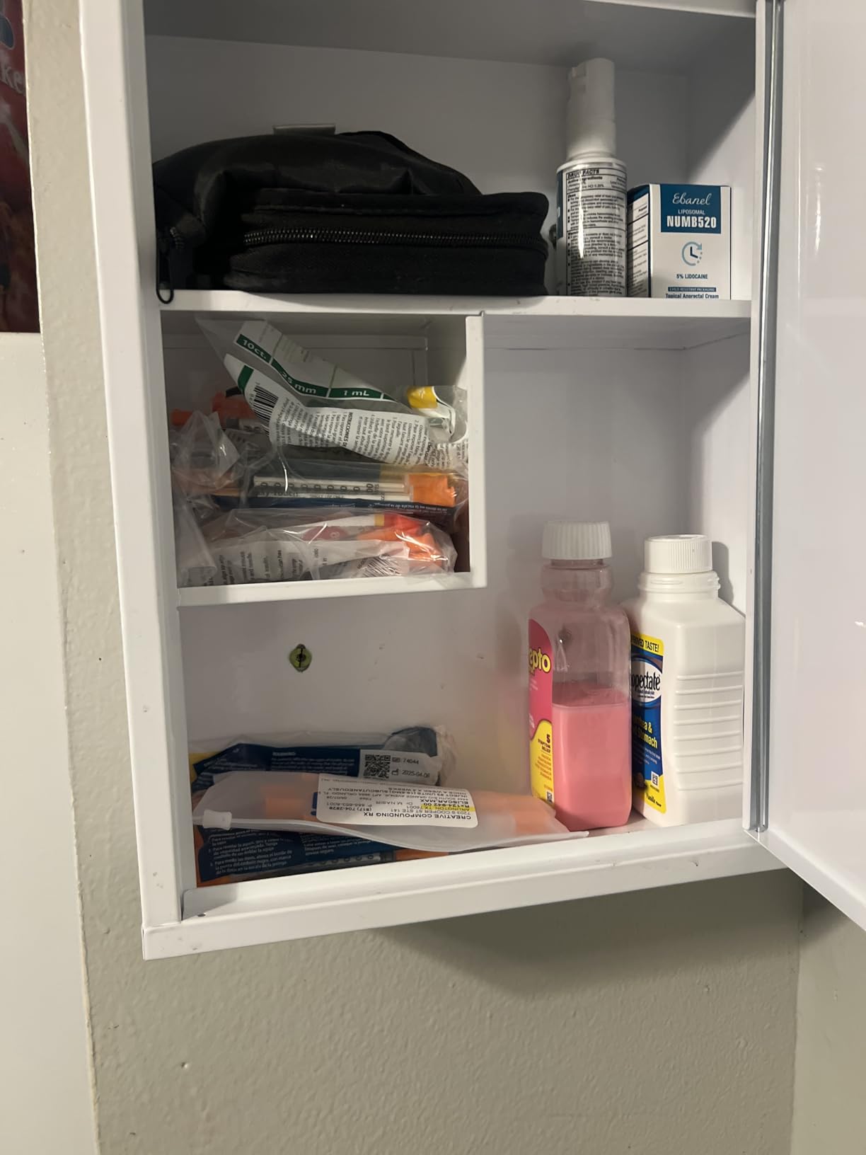 KYODOLED Wall Mount Locking Medicine Cabinet, Large Capacity First Aid Cabinet for Bathroom, Medicine Cabinet with Key, Secure Steel Lock Box for Medication, 15.75