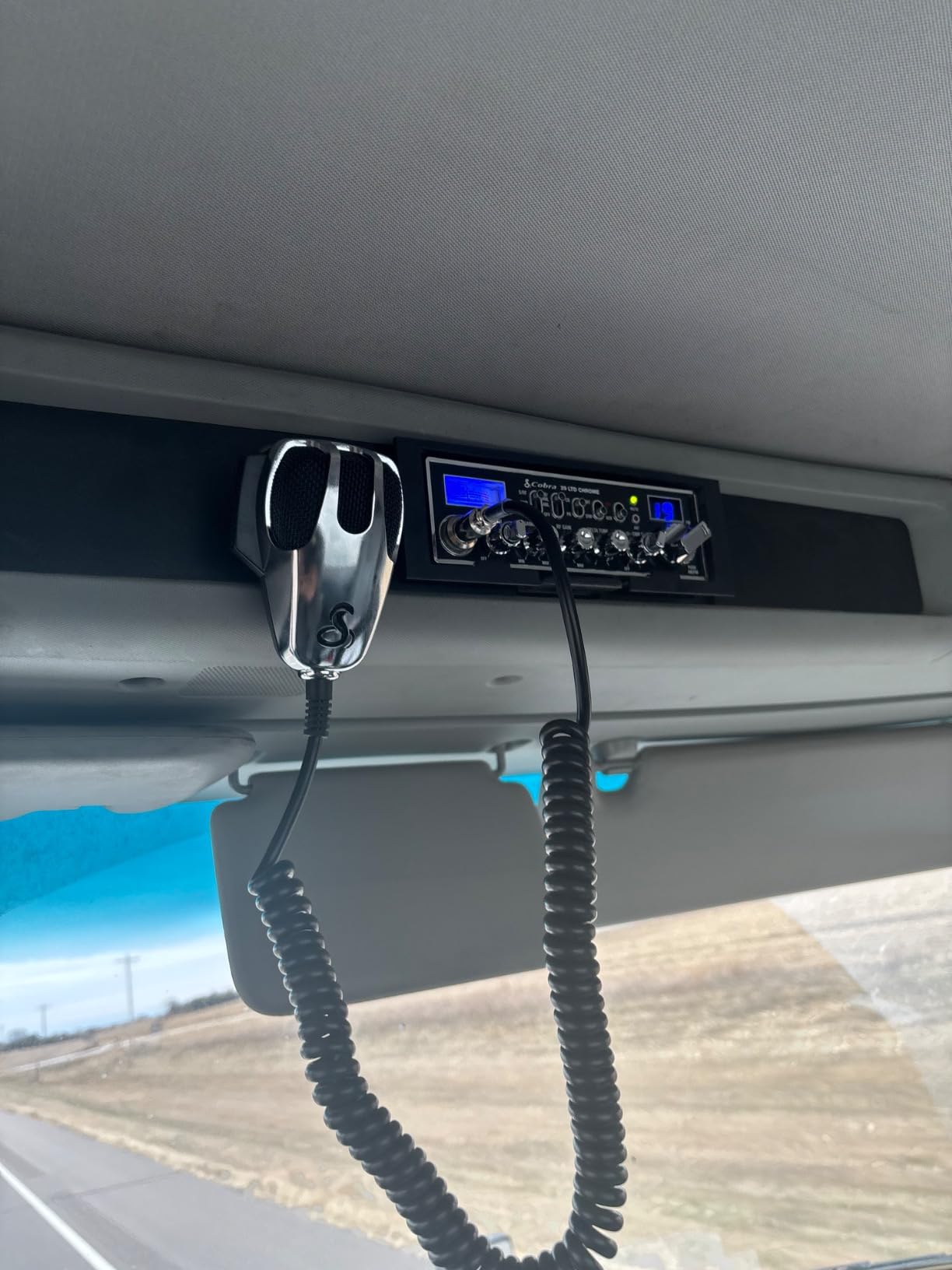 Cobra 29 LTD Chrome AM/FM Professional CB Radio - Easy to Operate, Emergency Radio, Instant Channel 9, 4-Watt Output, Full 40 Channels, Adjustable Receiver and SWR Calibration, Chrome customer photo 1