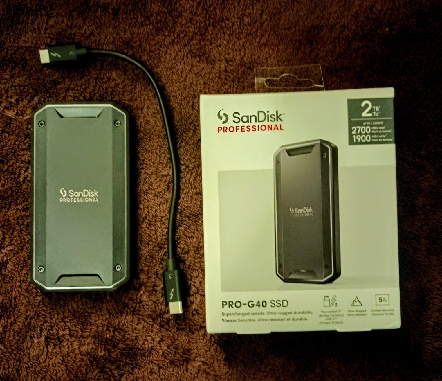 SANDISK Professional 4TB PRO-G40 SSD - Up to 3000MB/s, Thunderbolt 3 (40Gbps), USB-C (10Gbps), IP68 dust/Water Resistance, External Solid State Drive - SDPS31H-004T-GBCND customer photo 2