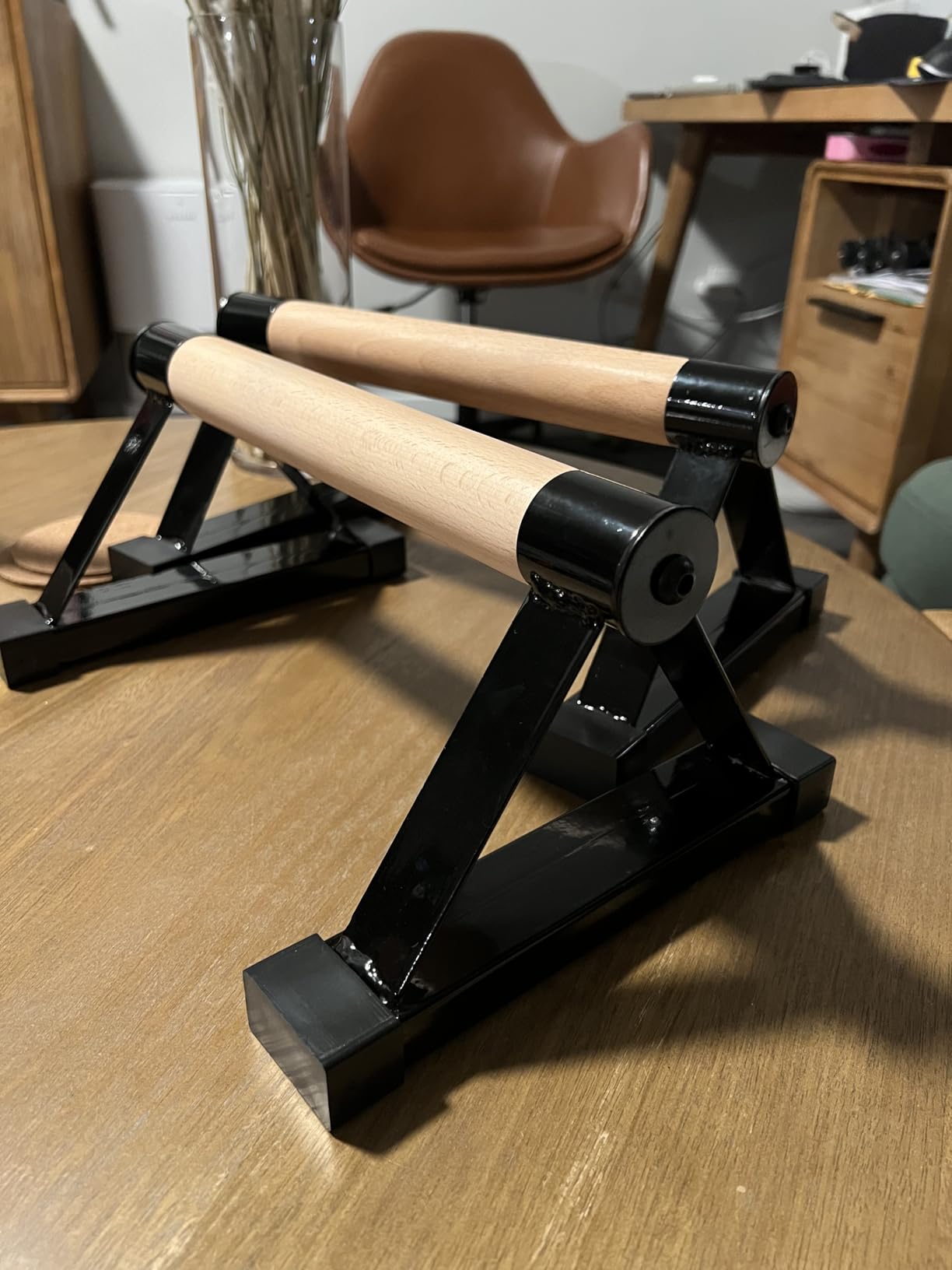 Wood push up bars Parallettes bars Anti-slip Handstand Bars for Calisthenics, Fitness, Floor workouts Solid Wood with Sturdy Metal Bracket, Support 500 lbs customer photo 1
