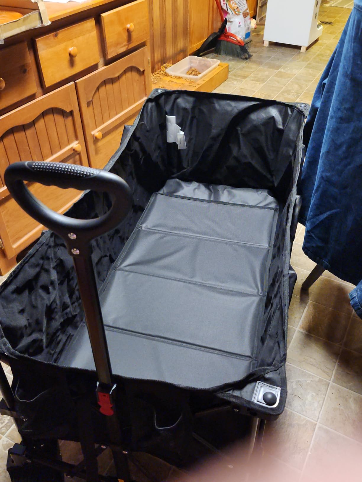 Sekey 48''L Collapsible Foldable Extended Wagon with 660lbs Weight Capacity, Heavy Duty 300L Folding Utility Garden Cart with Big All-Terrain Beach Wheels & Drink Holders. Black customer photo 1