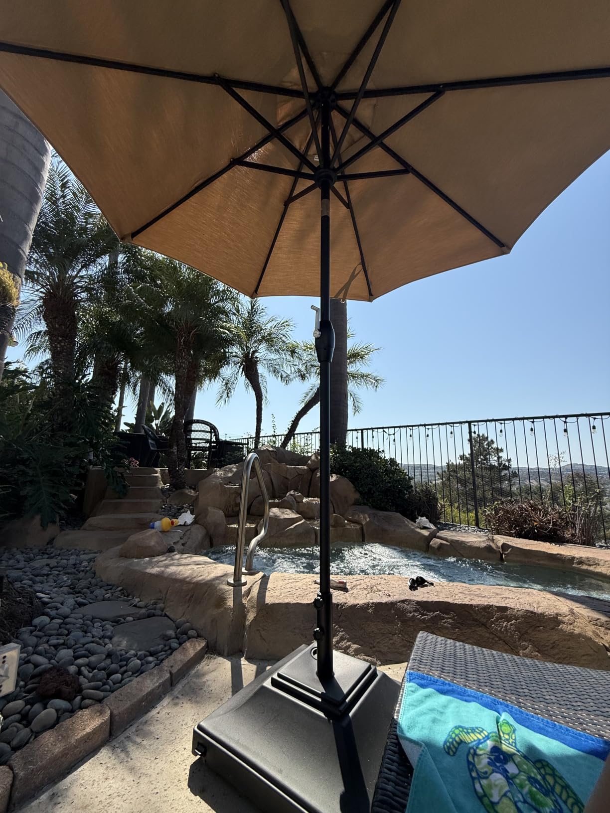 Best Choice Products Fillable Mobile Umbrella Base, Heavy Duty Base, Square Tiered Market Stand for Patio, Deck, Outdoor w/ 4 Wheels, 2 Locks, 2 Knobs, 120lb Capacity - Black customer photo 2