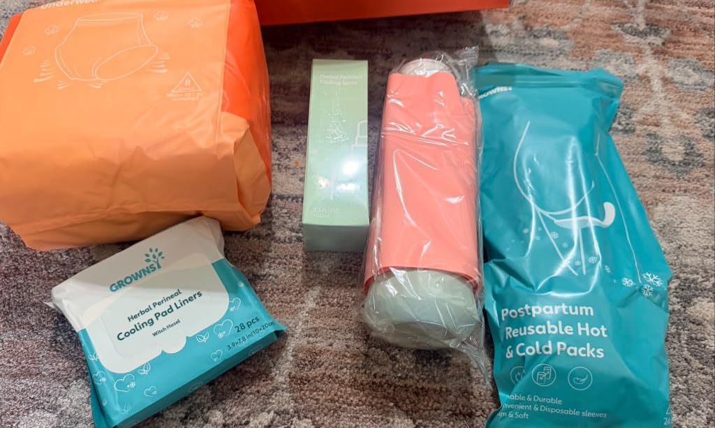 GROWNSY 15pc Postpartum Essentials Recovery Kit for Women, Green | Includes 5 Postpartum Pads, 5 Disposable Underwear, 2 Ice Packs, Peri Bottle, Perineal Spray & 28 Cooling Pad Liners customer photo 2