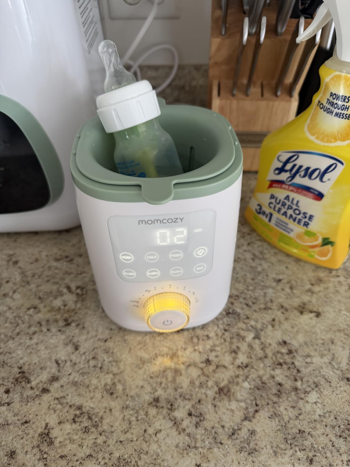Momcozy Baby Bottle Warmer for Breast Milk Formula Food, Fullest Nutrients Preserved, Fast Heat, Night Light for Nighttime Breastfeeding, One-Touch Easy Use, Newborn Essentials Supplies Gift for Mom customer photo 1