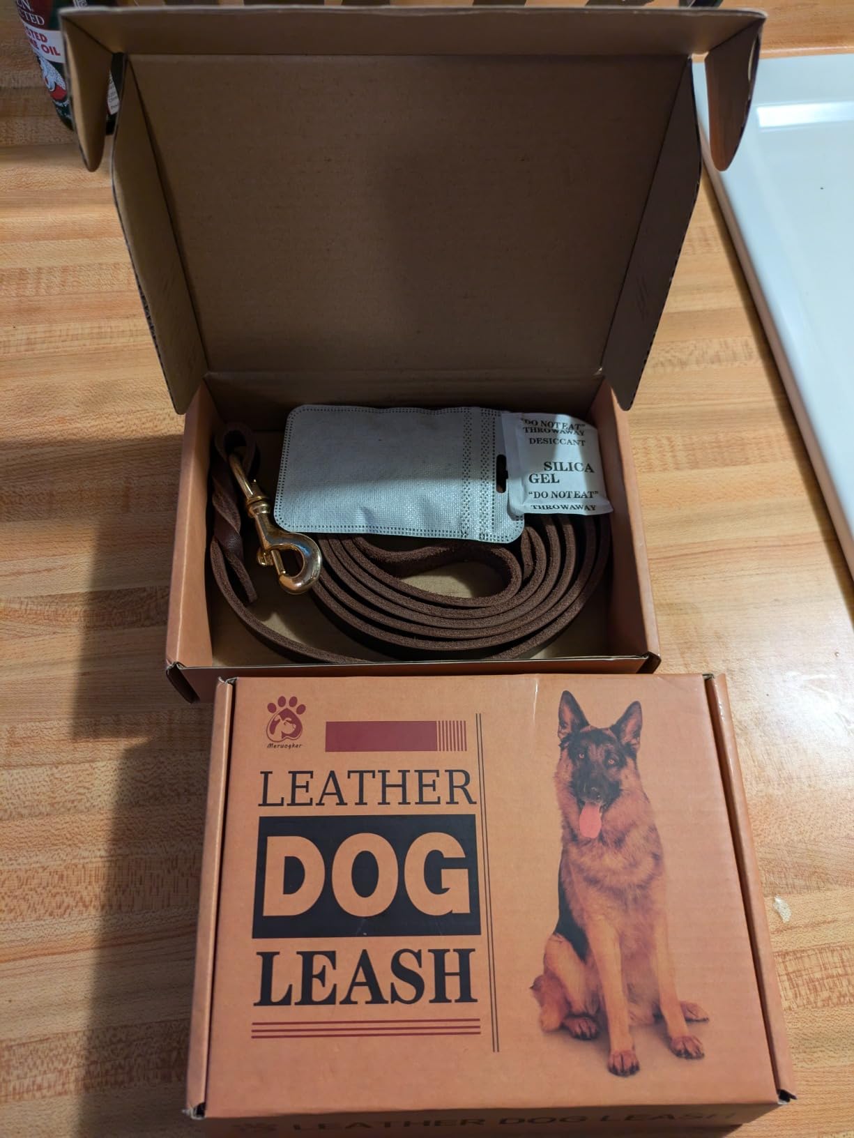 Leather Dog Leash 6ft x 3/4 inch, Strong Heavy Duty Genuine Leather Braided Dog Training Leash, Soft and Comfortable Leather Leash for Large Dogs, Medium Small Dogs (Brown, 6FT*3/4in) customer photo 1