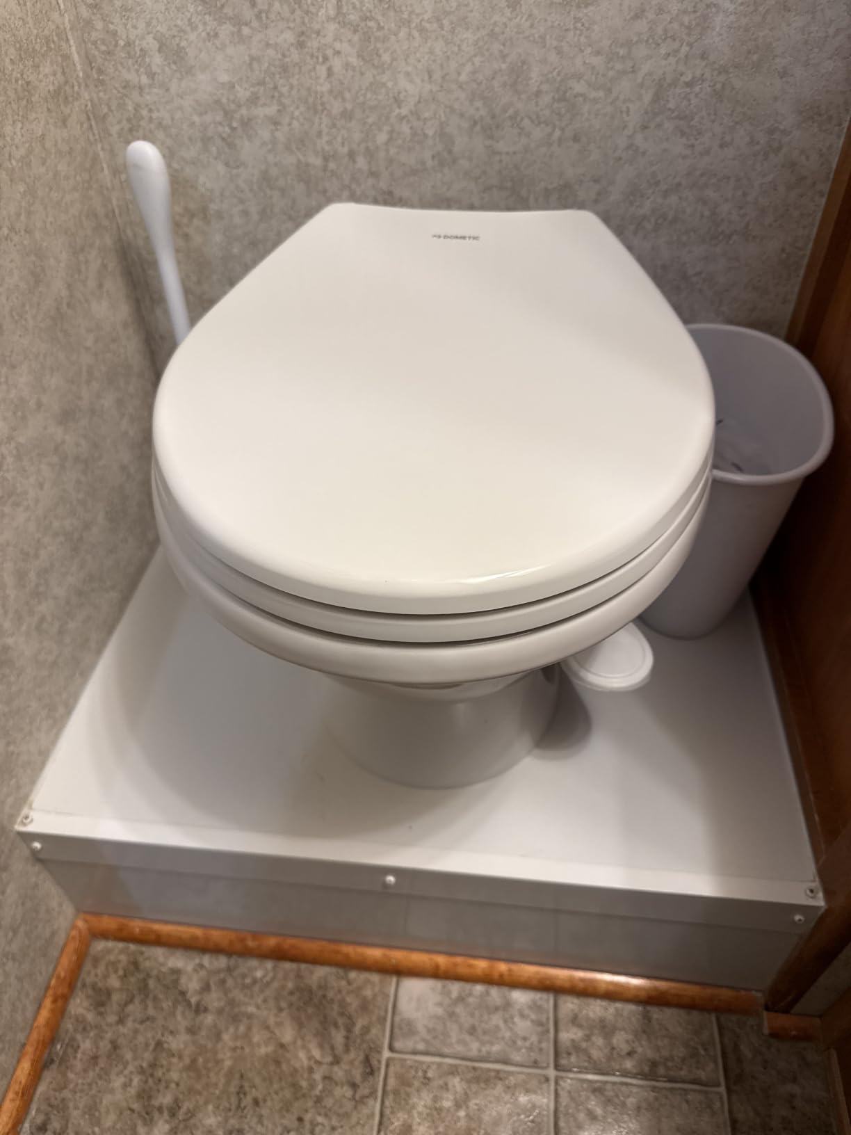 Dometic Model 411 Complete RV Toilet | Round Porcelain Bowl | Universal Fit & 2-Bolt Mount | Low-Profile 13-5/8