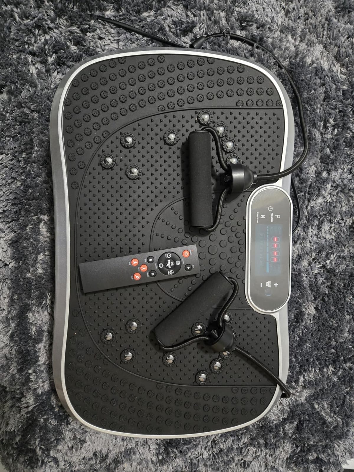 AXV Vibration Plate Fitness Platform Exercise Machine Body Vibrating Board | Curved Design Powerful 200W Bluetooth Oscillating Shake Plate for Lymphatic Drainage Recovery Whole Body Toning With Handles customer photo 2
