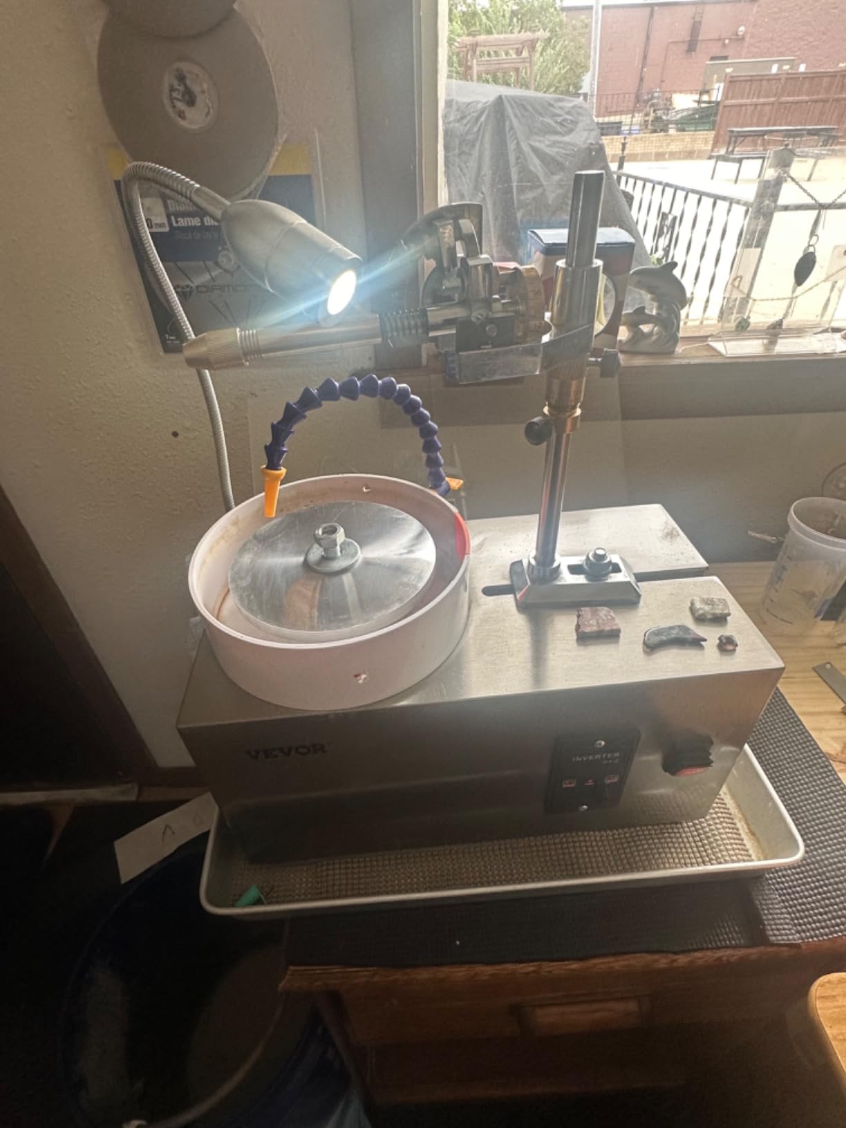 VEVOR Gem Faceting Machine, 180W Jade Grinding Polishing Machine 0-2980RPM Adjustable Rotating Speed, Rock Jewel Angle Polisher with Precise Mechanical Manipulator & Scale Gem Jade Stone Crystal customer photo 1