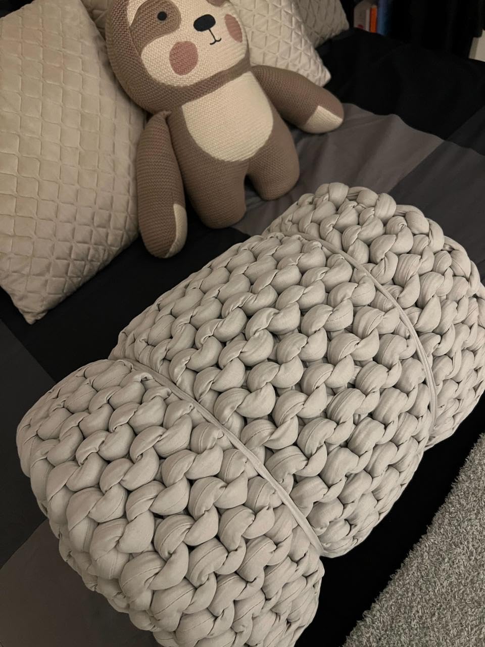 Bearaby Cotton Hand-Knit Weighted Blankets Chunky Knit Organic Cooling customer photo 2